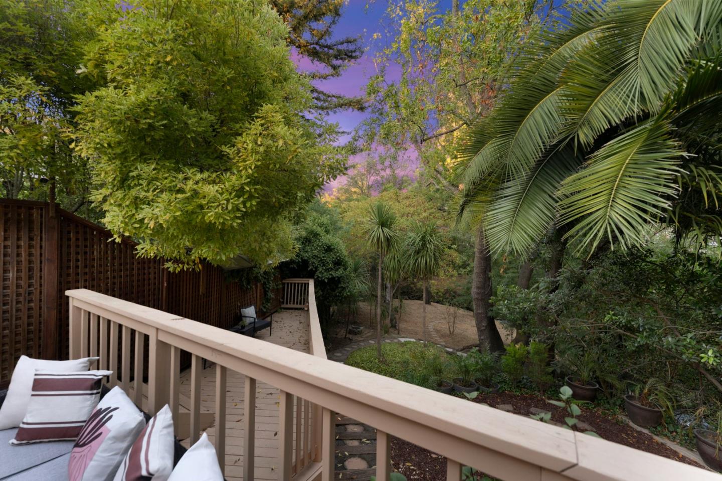 Detail Gallery Image 26 of 38 For 932 Lundy Ln, Los Altos,  CA 94024 - 3 Beds | 2 Baths