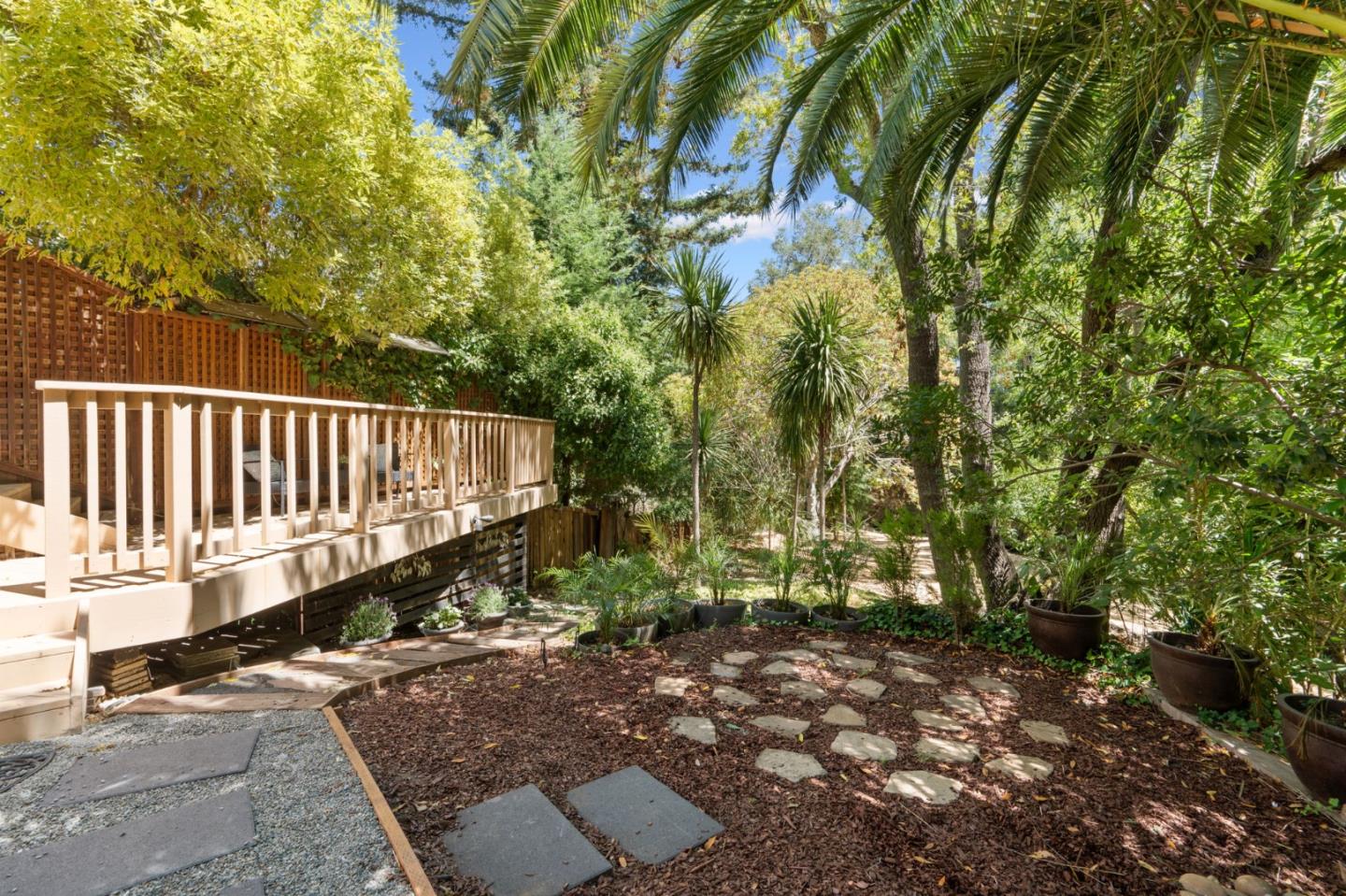Detail Gallery Image 29 of 38 For 932 Lundy Ln, Los Altos,  CA 94024 - 3 Beds | 2 Baths