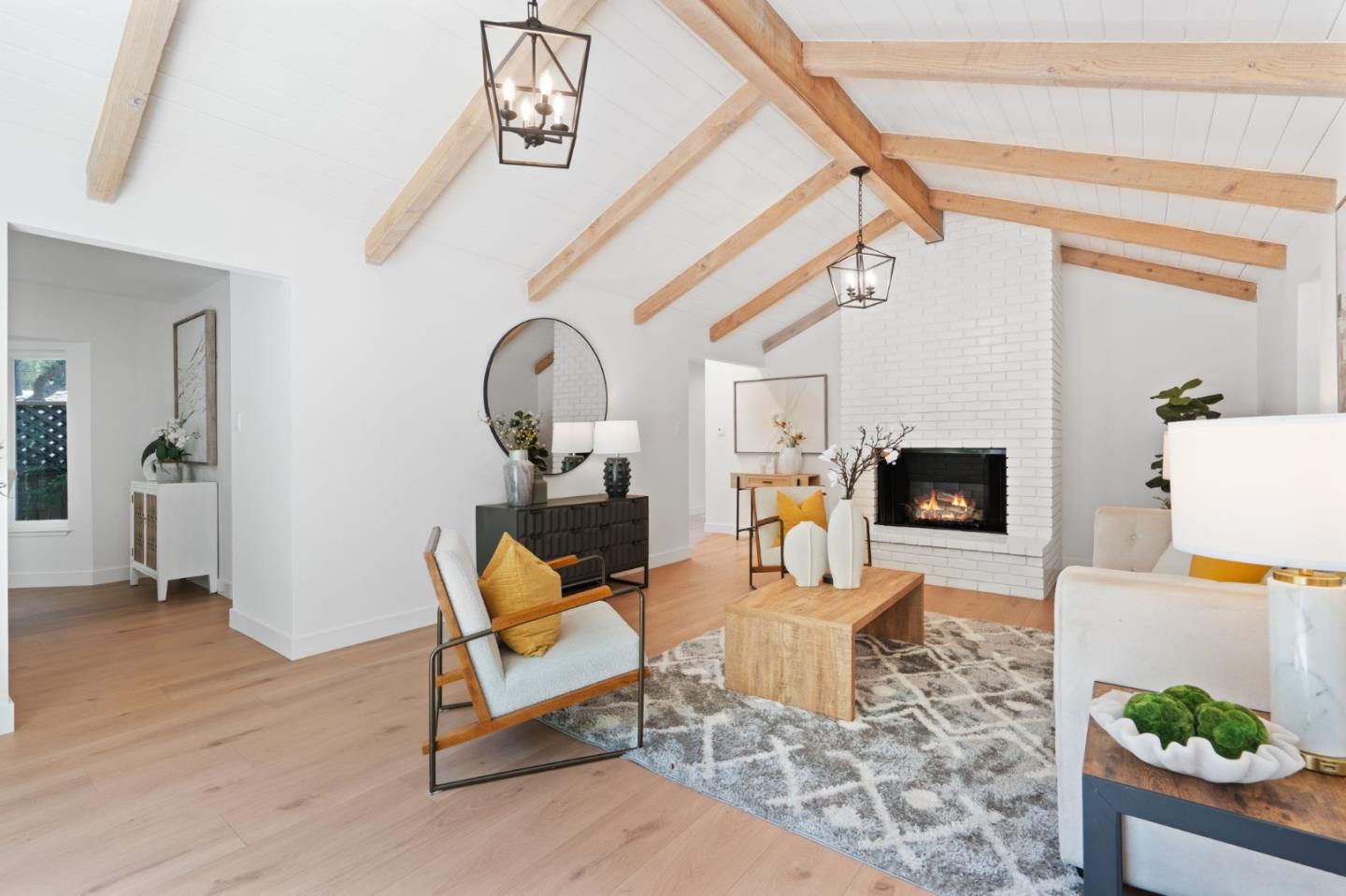 Detail Gallery Image 5 of 38 For 932 Lundy Ln, Los Altos,  CA 94024 - 3 Beds | 2 Baths