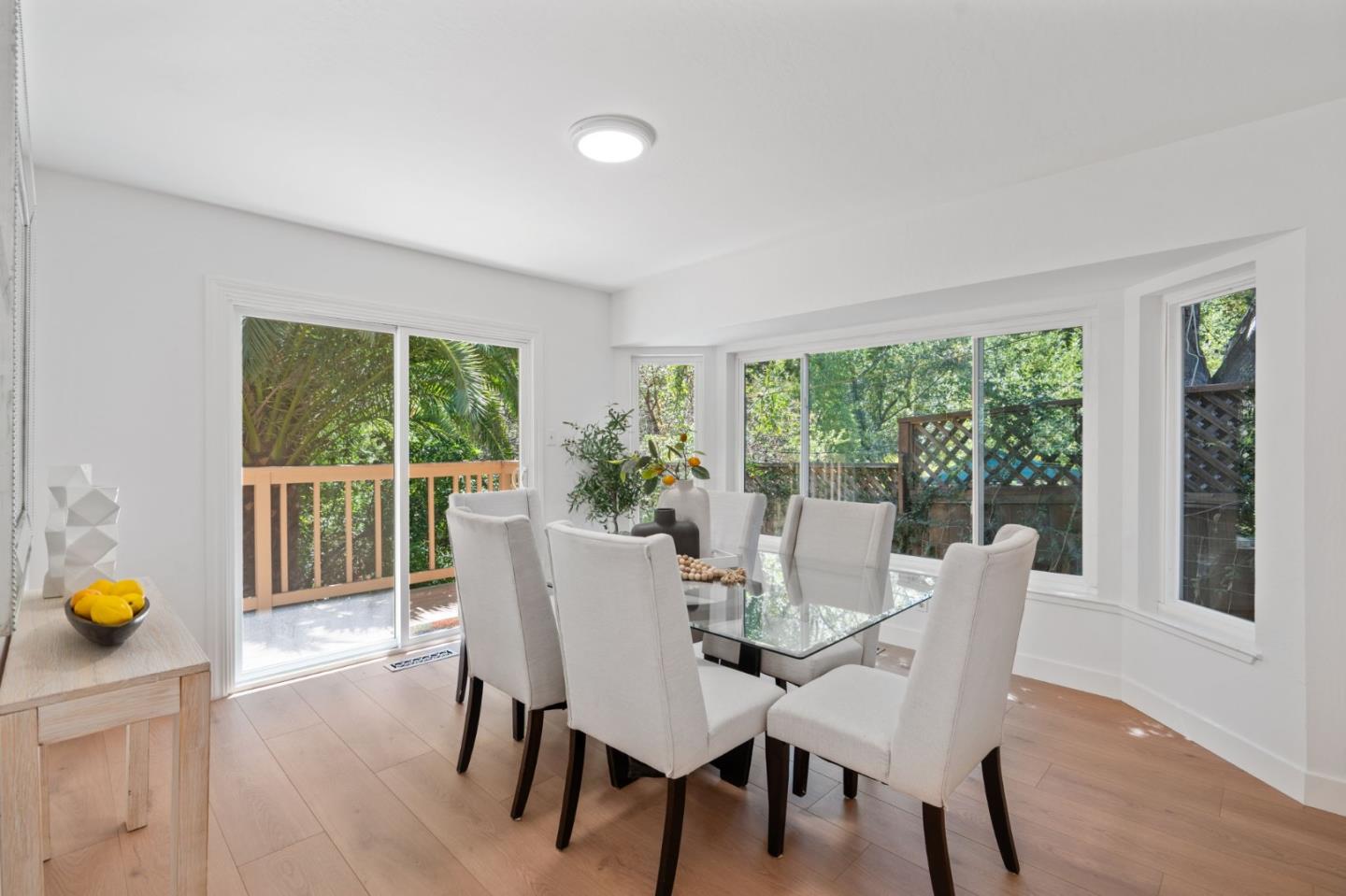 Detail Gallery Image 6 of 38 For 932 Lundy Ln, Los Altos,  CA 94024 - 3 Beds | 2 Baths