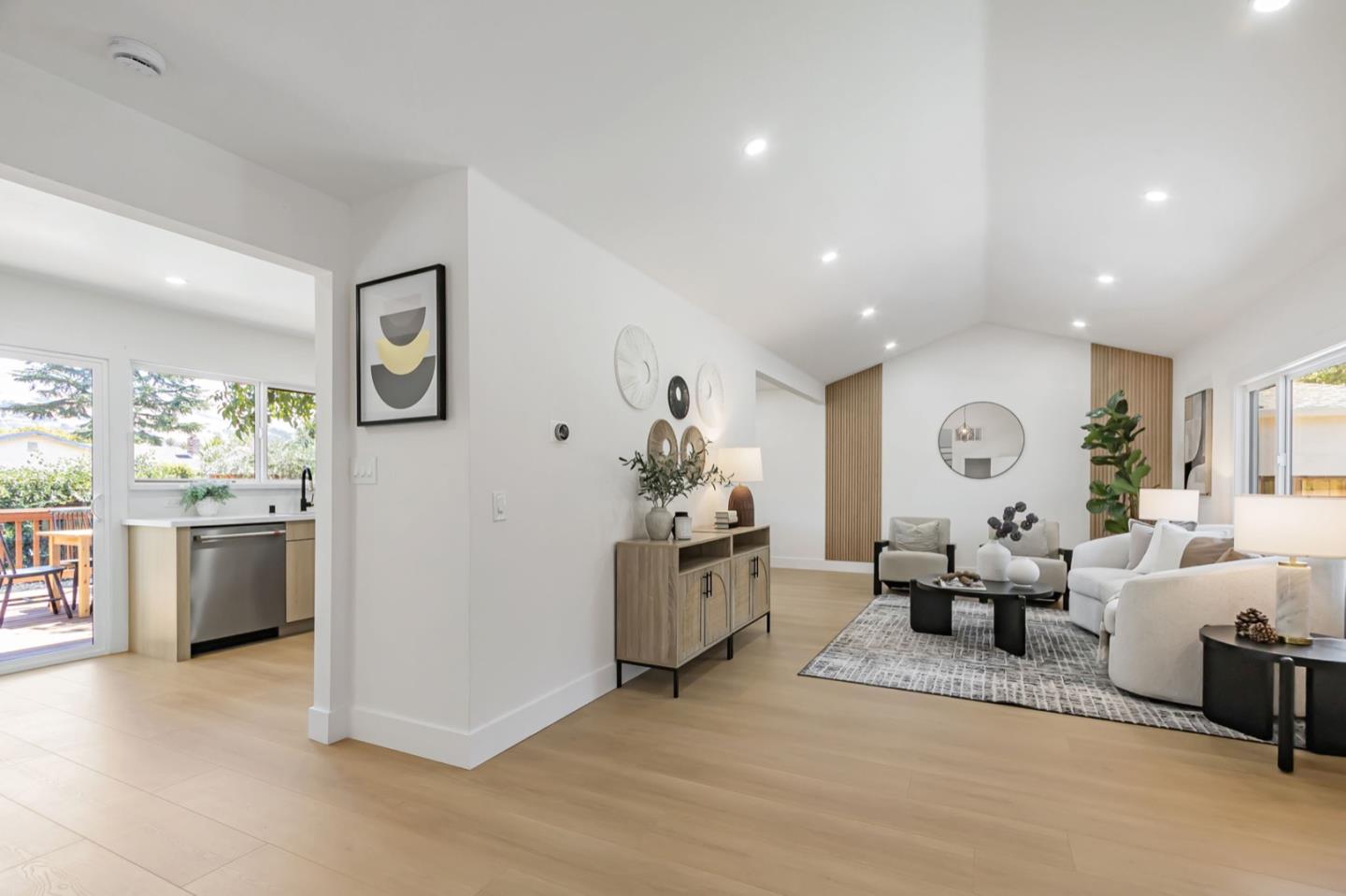 Detail Gallery Image 10 of 51 For 1704 Morrill Ave, San Jose,  CA 95132 - 4 Beds | 2/1 Baths