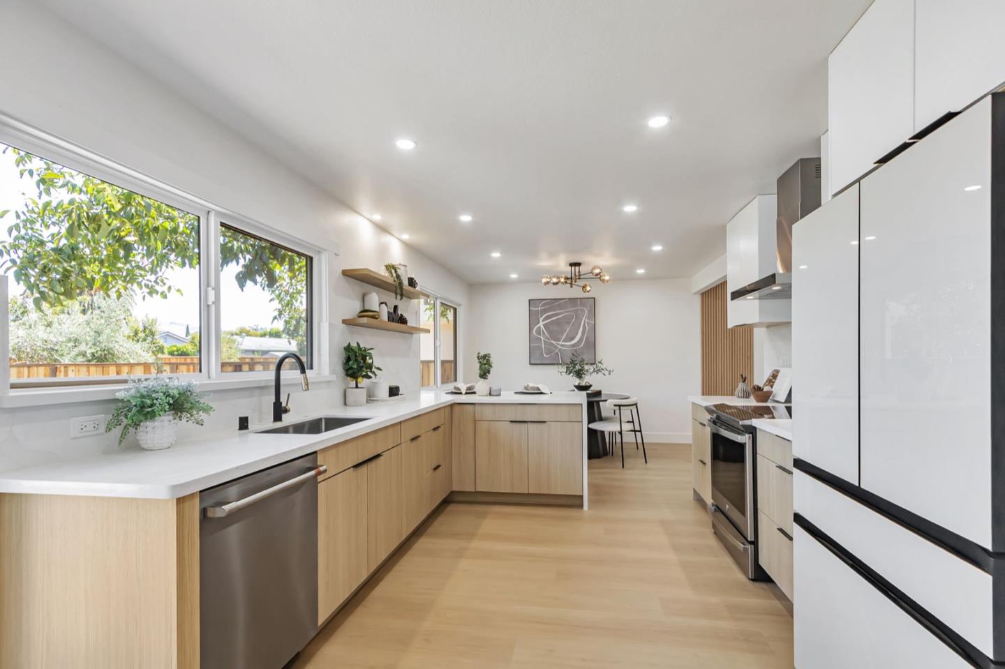 Detail Gallery Image 18 of 51 For 1704 Morrill Ave, San Jose,  CA 95132 - 4 Beds | 2/1 Baths