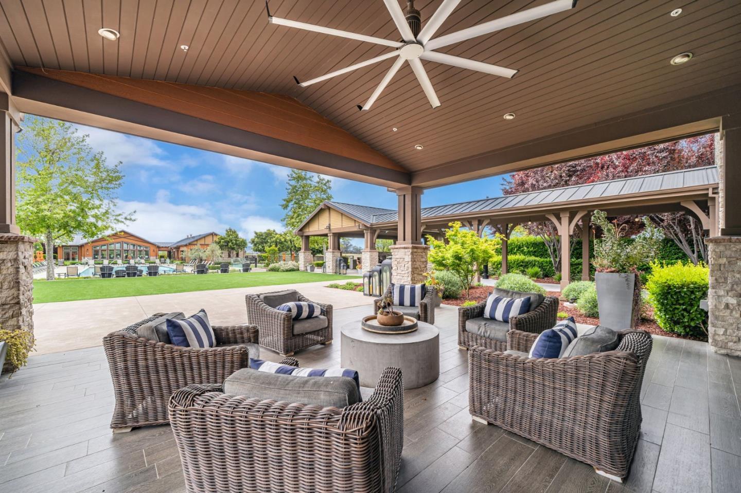Detail Gallery Image 35 of 45 For 788 Tranquility Cir #3,  Livermore,  CA 94551 - 3 Beds | 2 Baths