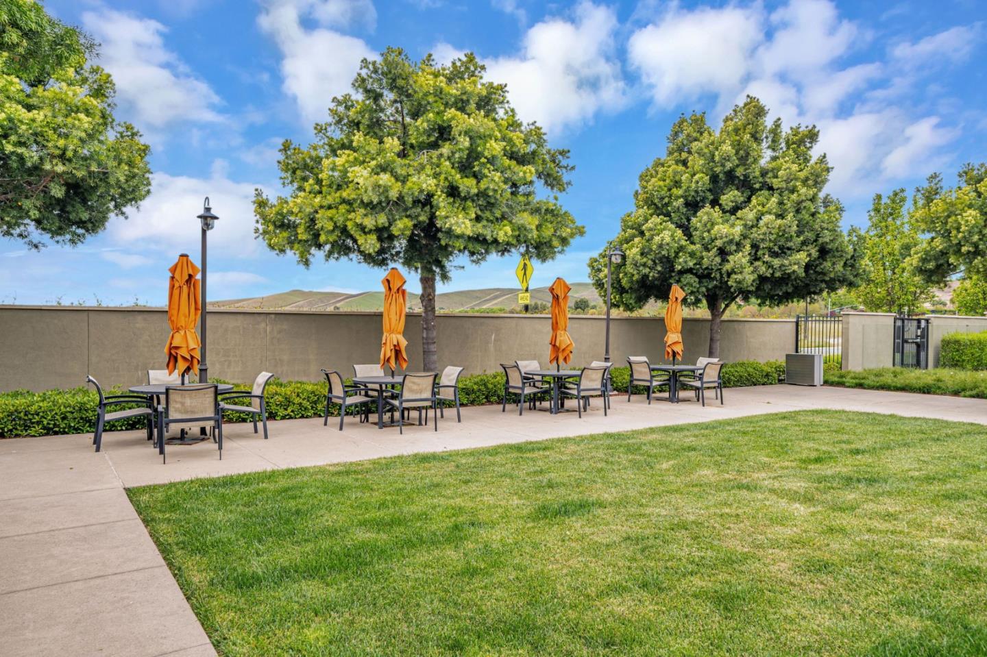 Detail Gallery Image 40 of 45 For 788 Tranquility Cir #3,  Livermore,  CA 94551 - 3 Beds | 2 Baths