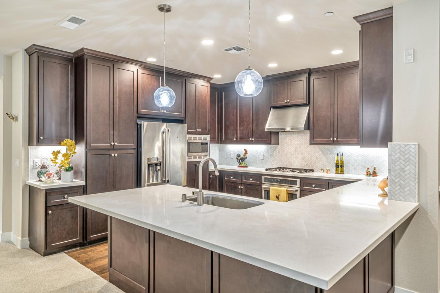 Detail Gallery Image 8 of 45 For 788 Tranquility Cir #3,  Livermore,  CA 94551 - 3 Beds | 2 Baths