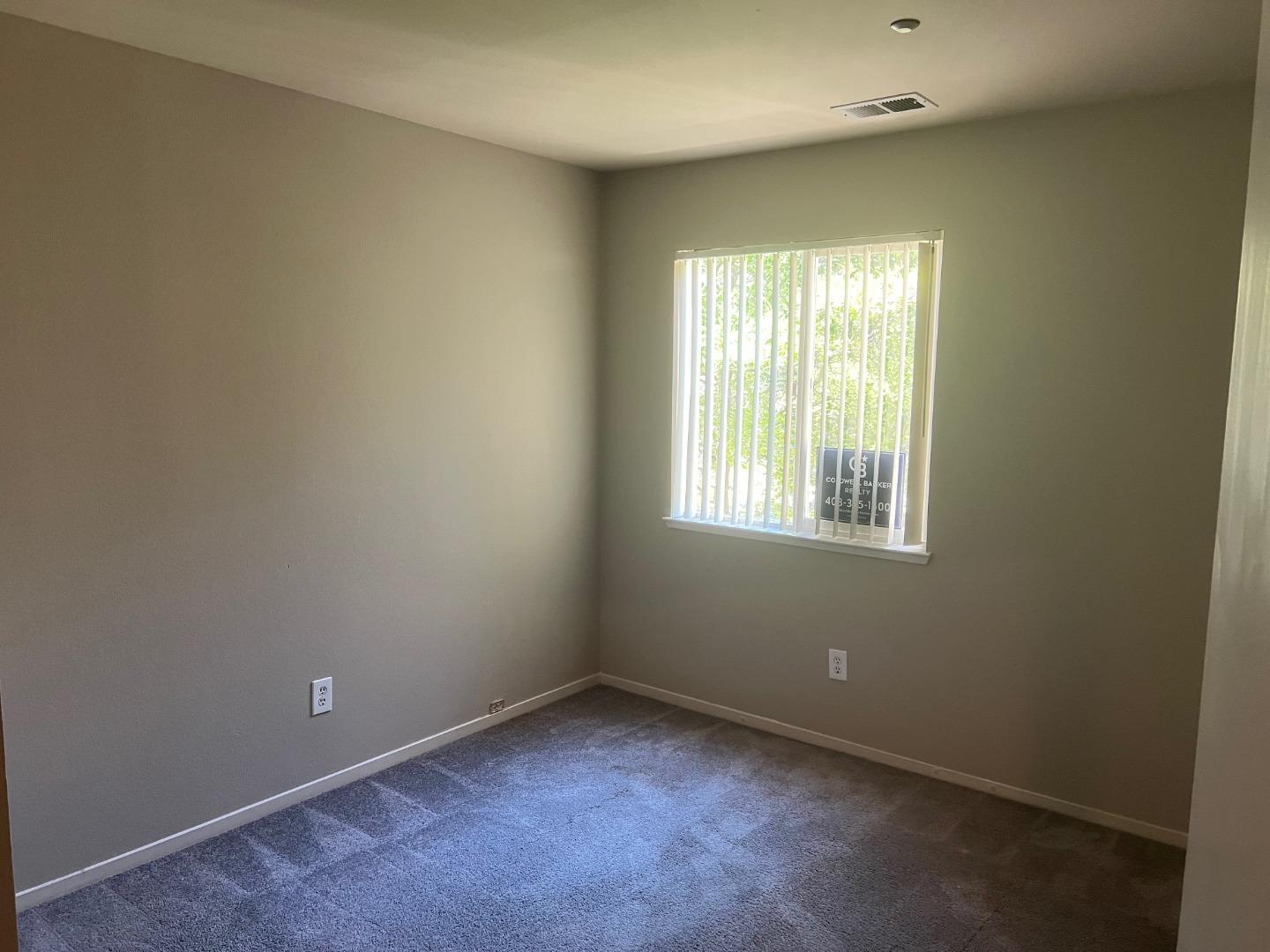 Detail Gallery Image 11 of 21 For 6986 Gregorich Dr #C,  San Jose,  CA 95138 - 2 Beds | 2/1 Baths