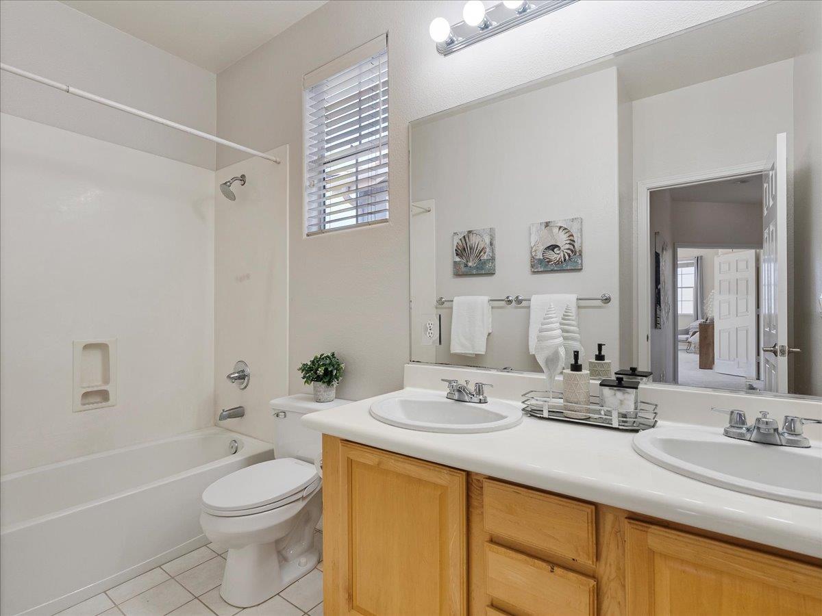Detail Gallery Image 25 of 34 For 840 Romani Ct, San Jose,  CA 95125 - 5 Beds | 3 Baths
