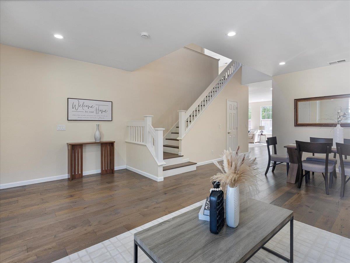 Detail Gallery Image 9 of 34 For 840 Romani Ct, San Jose,  CA 95125 - 5 Beds | 3 Baths