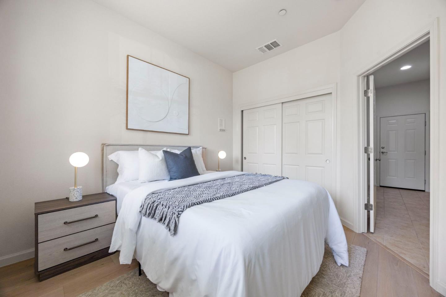 Detail Gallery Image 16 of 39 For 2109 Kiwi Wkwy, San Jose,  CA 95133 - 4 Beds | 4 Baths