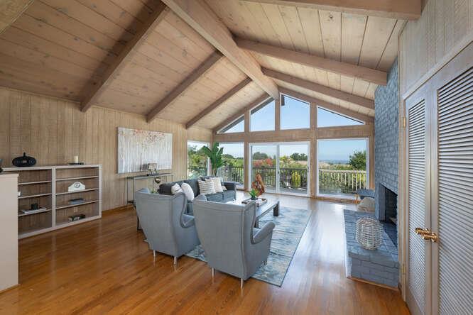 Detail Gallery Image 13 of 48 For 26993 Almaden Ct, Los Altos Hills,  CA 94022 - 4 Beds | 2/1 Baths