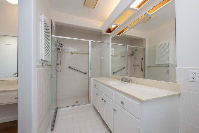 Detail Gallery Image 26 of 48 For 26993 Almaden Ct, Los Altos Hills,  CA 94022 - 4 Beds | 2/1 Baths