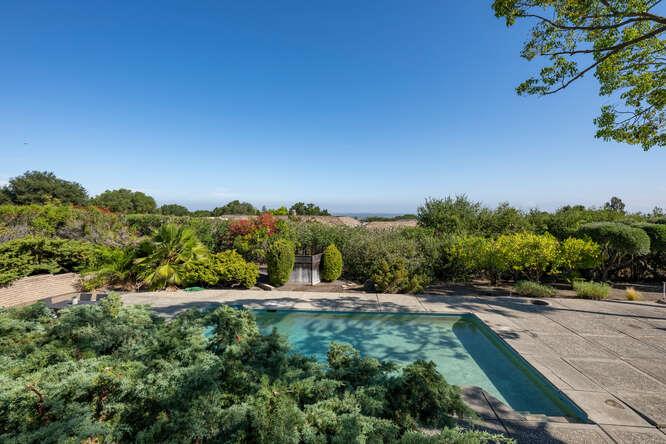 Detail Gallery Image 27 of 48 For 26993 Almaden Ct, Los Altos Hills,  CA 94022 - 4 Beds | 2/1 Baths