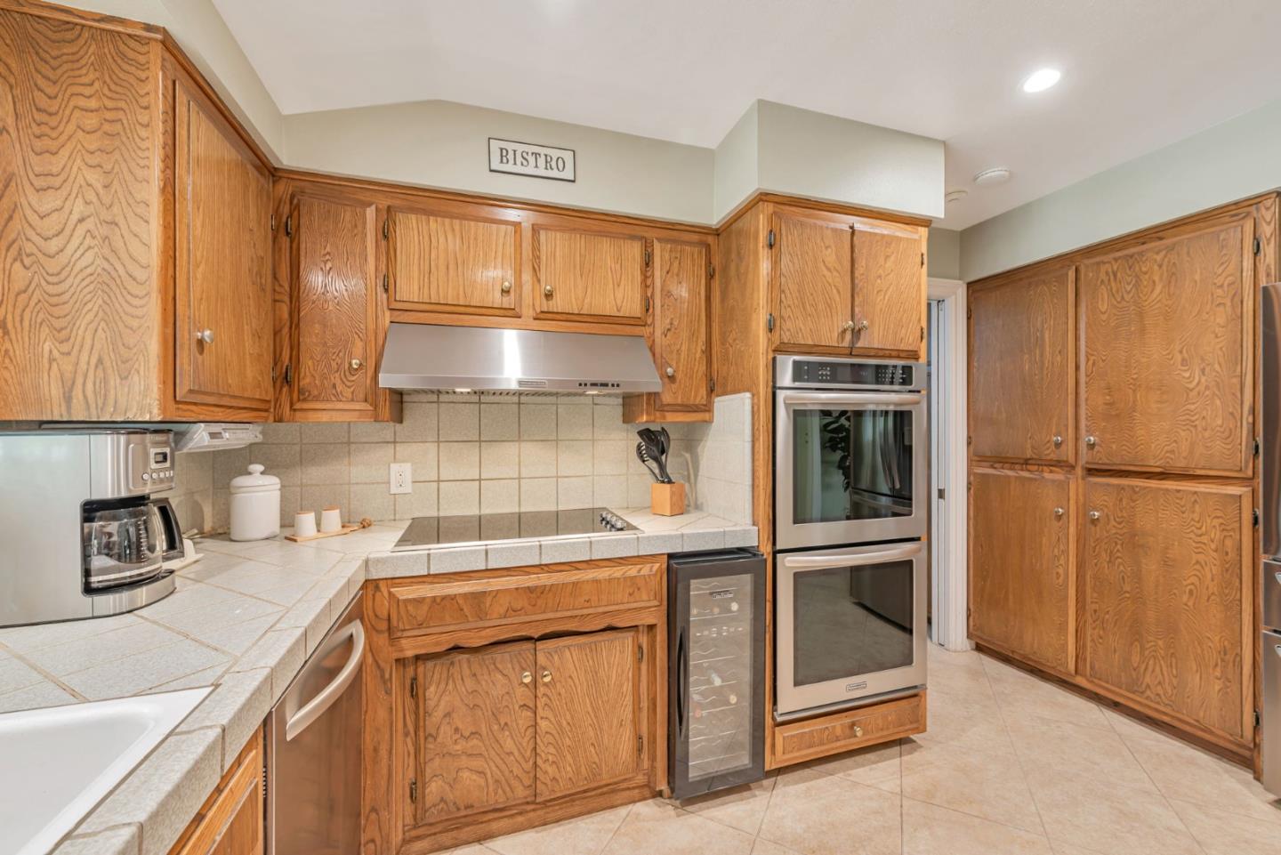 Detail Gallery Image 19 of 73 For 6540 Camelia Dr, San Jose,  CA 95120 - 4 Beds | 2/1 Baths