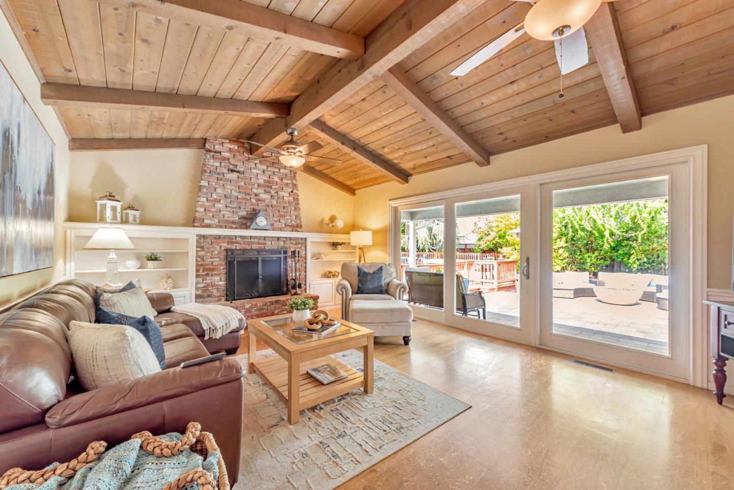 Detail Gallery Image 9 of 73 For 6540 Camelia Dr, San Jose,  CA 95120 - 4 Beds | 2/1 Baths