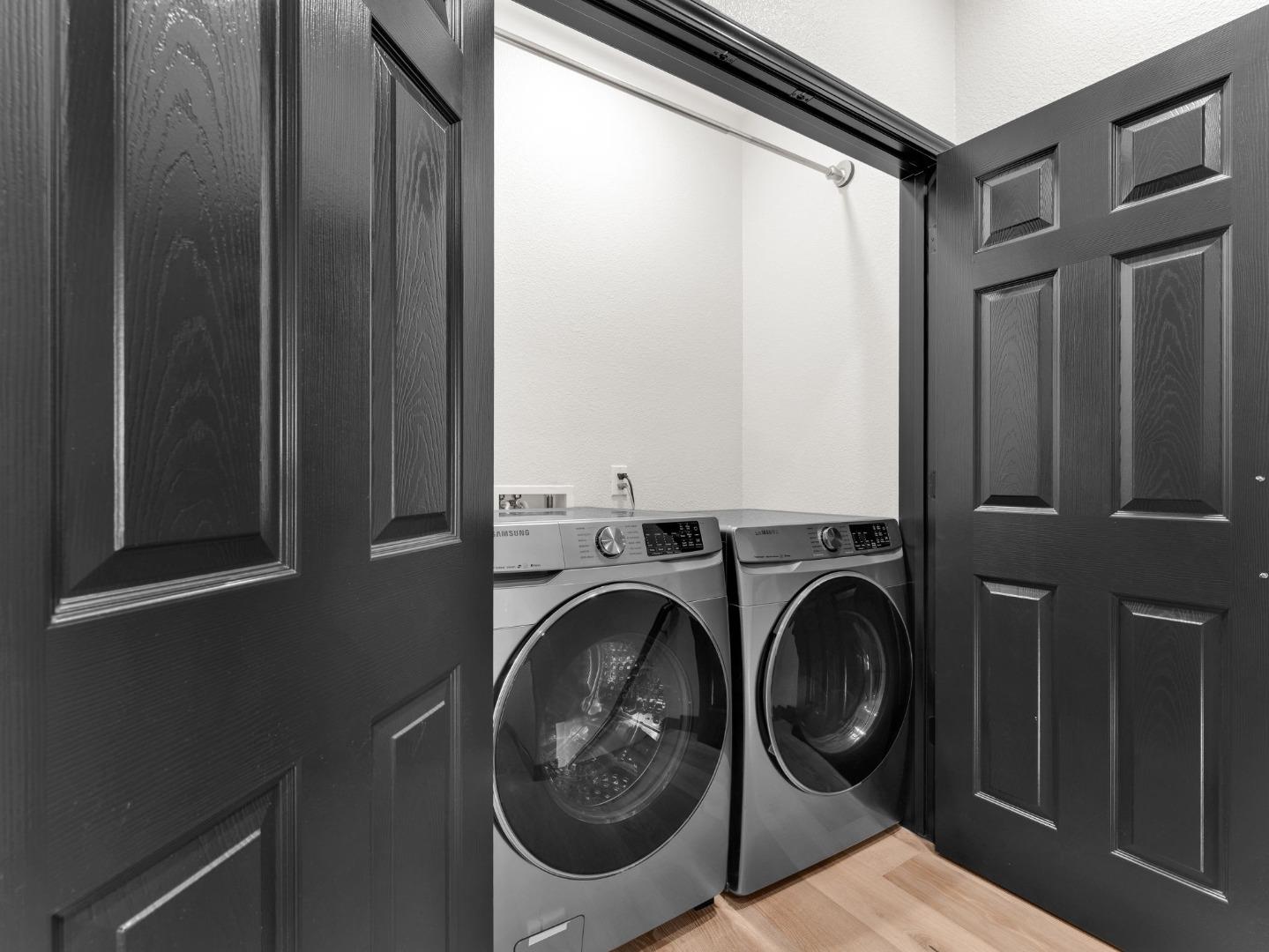 Detail Gallery Image 19 of 42 For 213 Esfahan Dr, San Jose,  CA 95111 - 2 Beds | 2/1 Baths