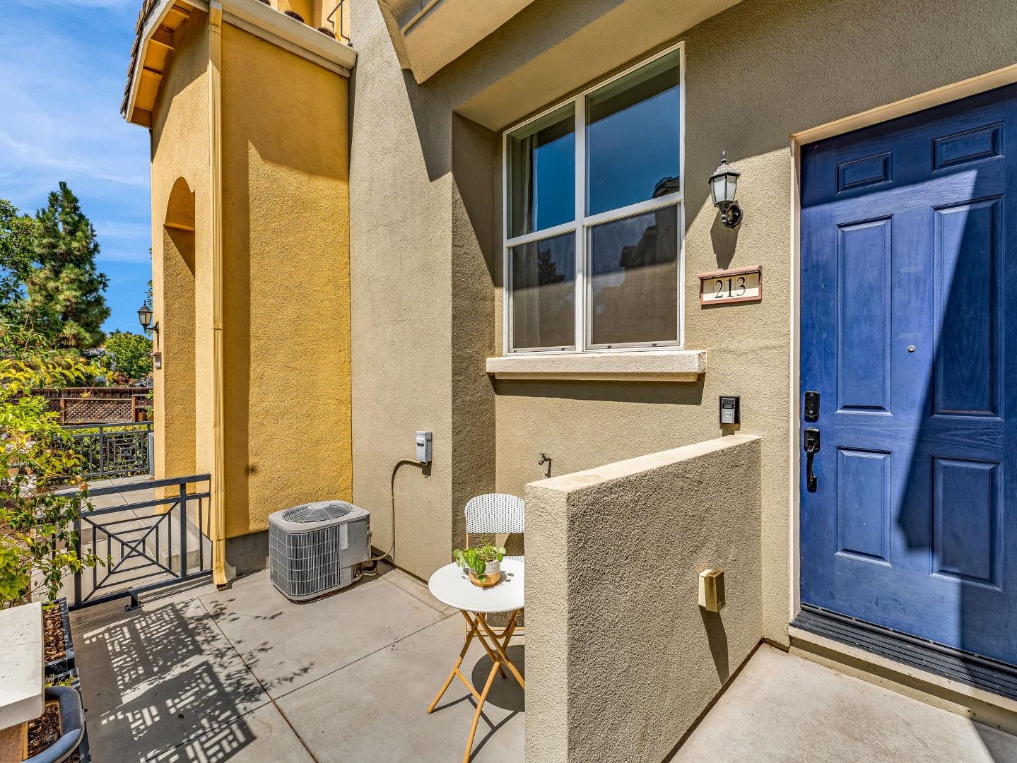 Detail Gallery Image 35 of 42 For 213 Esfahan Dr, San Jose,  CA 95111 - 2 Beds | 2/1 Baths