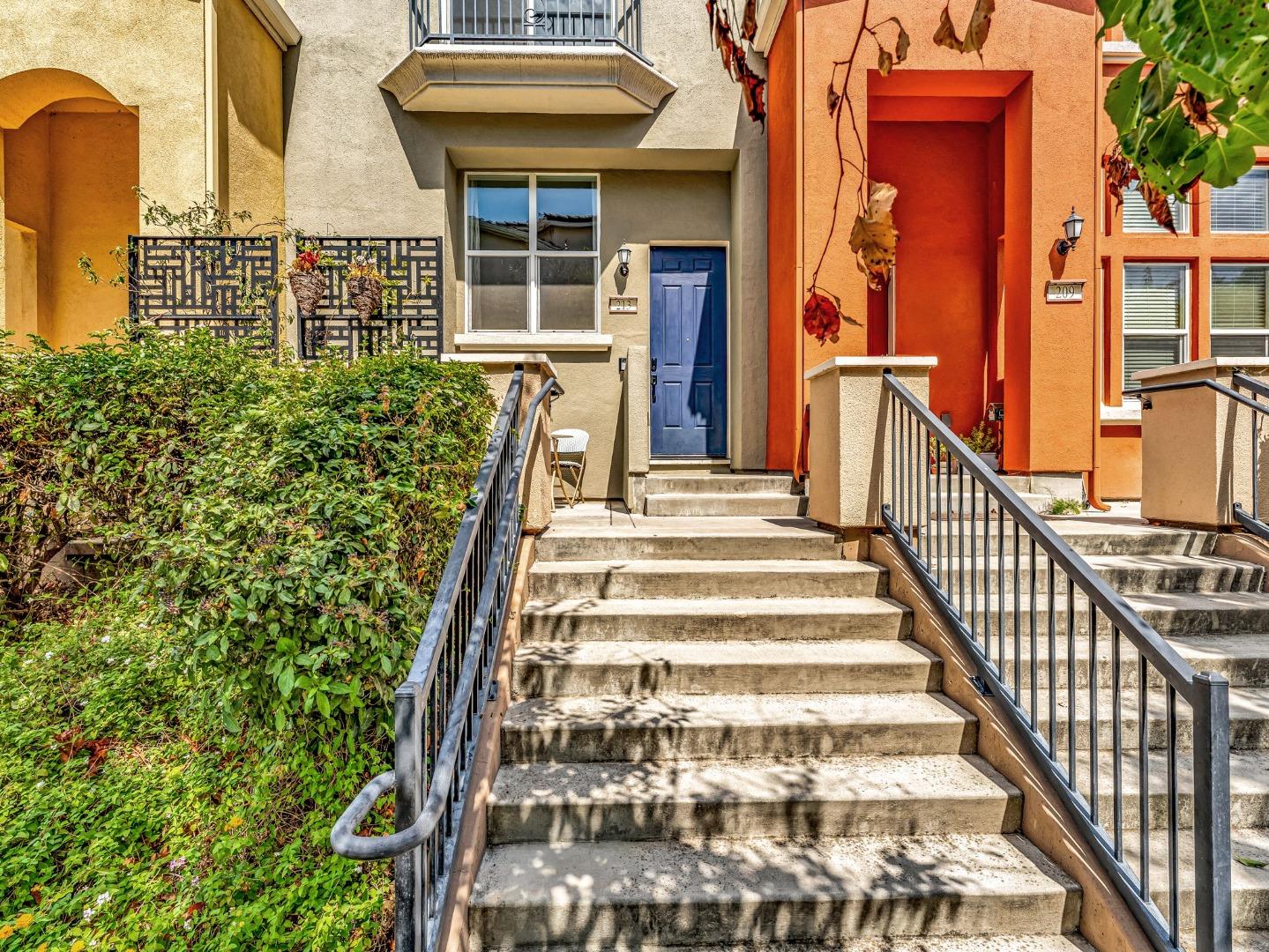 Detail Gallery Image 36 of 42 For 213 Esfahan Dr, San Jose,  CA 95111 - 2 Beds | 2/1 Baths