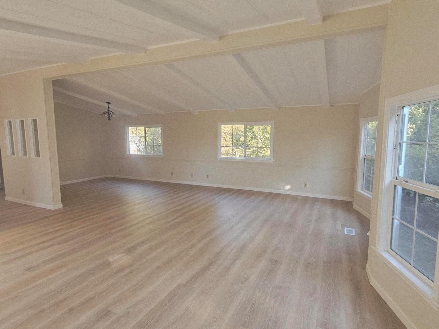 Detail Gallery Image 3 of 25 For 16530 Charles Schell Ln, Royal Oaks,  CA 95076 - 2 Beds | 2 Baths