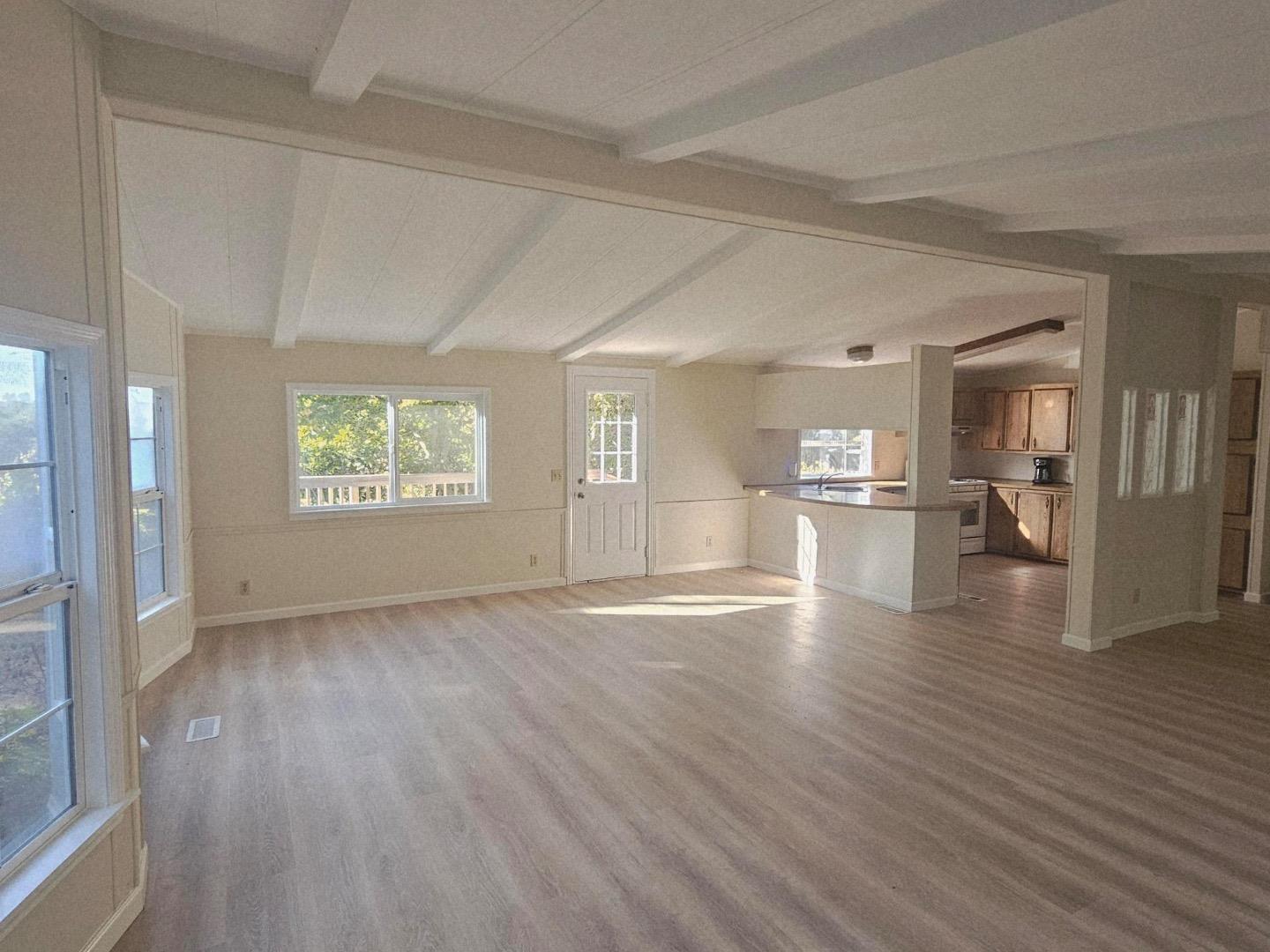 Detail Gallery Image 4 of 25 For 16530 Charles Schell Ln, Royal Oaks,  CA 95076 - 2 Beds | 2 Baths