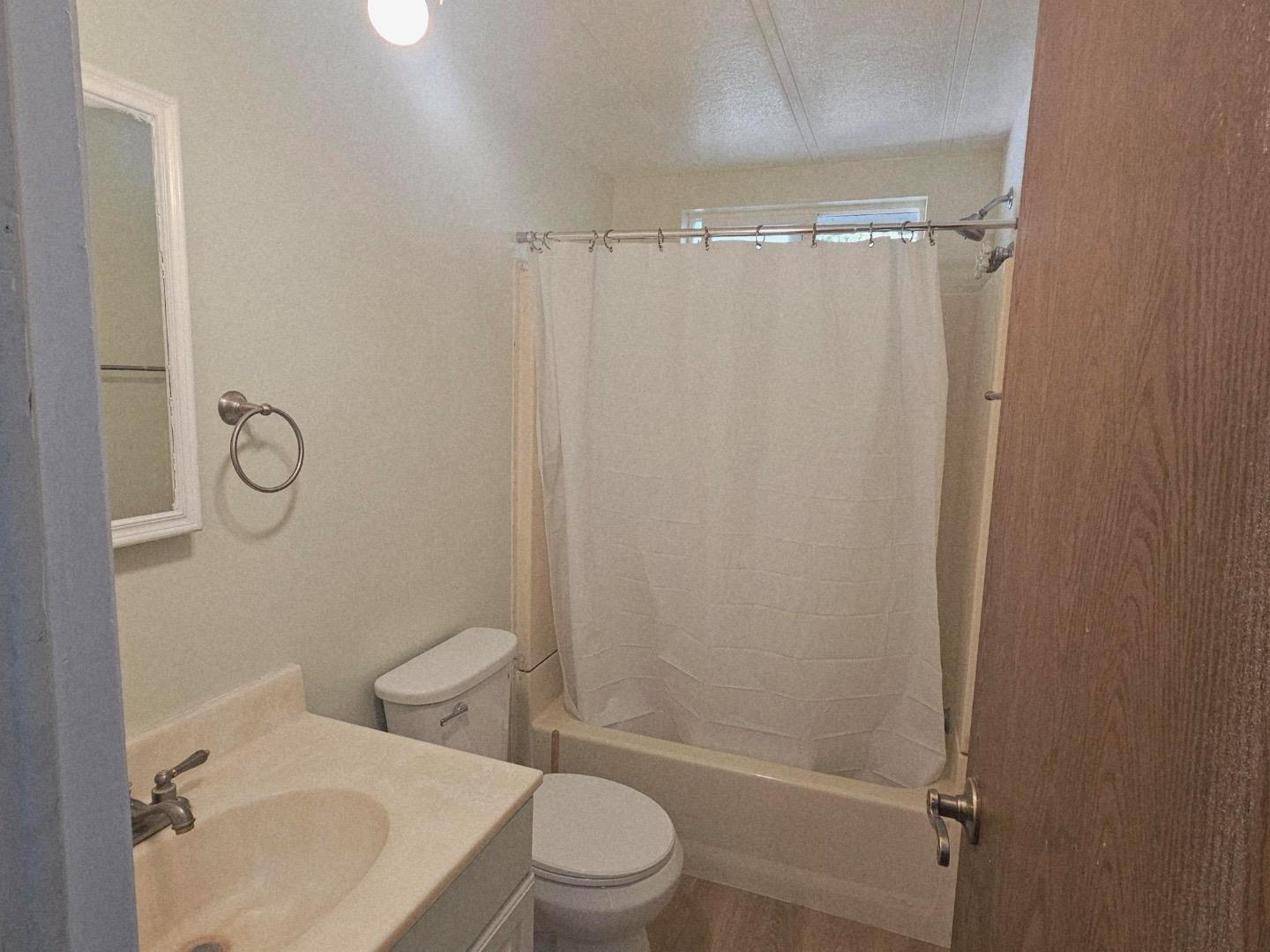 Detail Gallery Image 8 of 25 For 16530 Charles Schell Ln, Royal Oaks,  CA 95076 - 2 Beds | 2 Baths