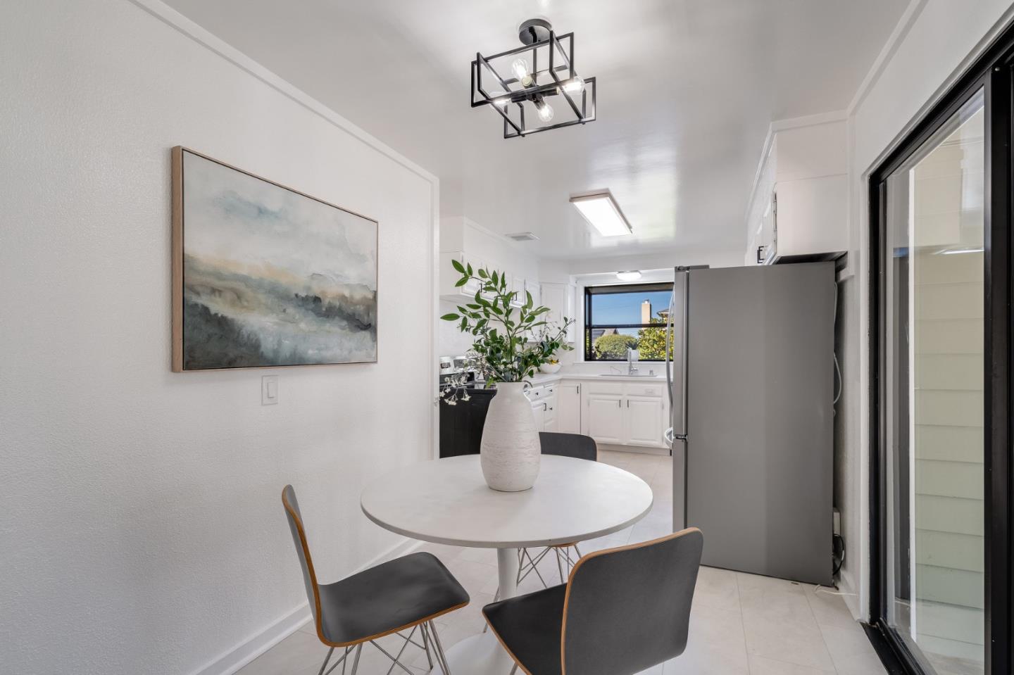 Detail Gallery Image 15 of 42 For 2704 Sunset Ter, San Mateo,  CA 94403 - 4 Beds | 2 Baths