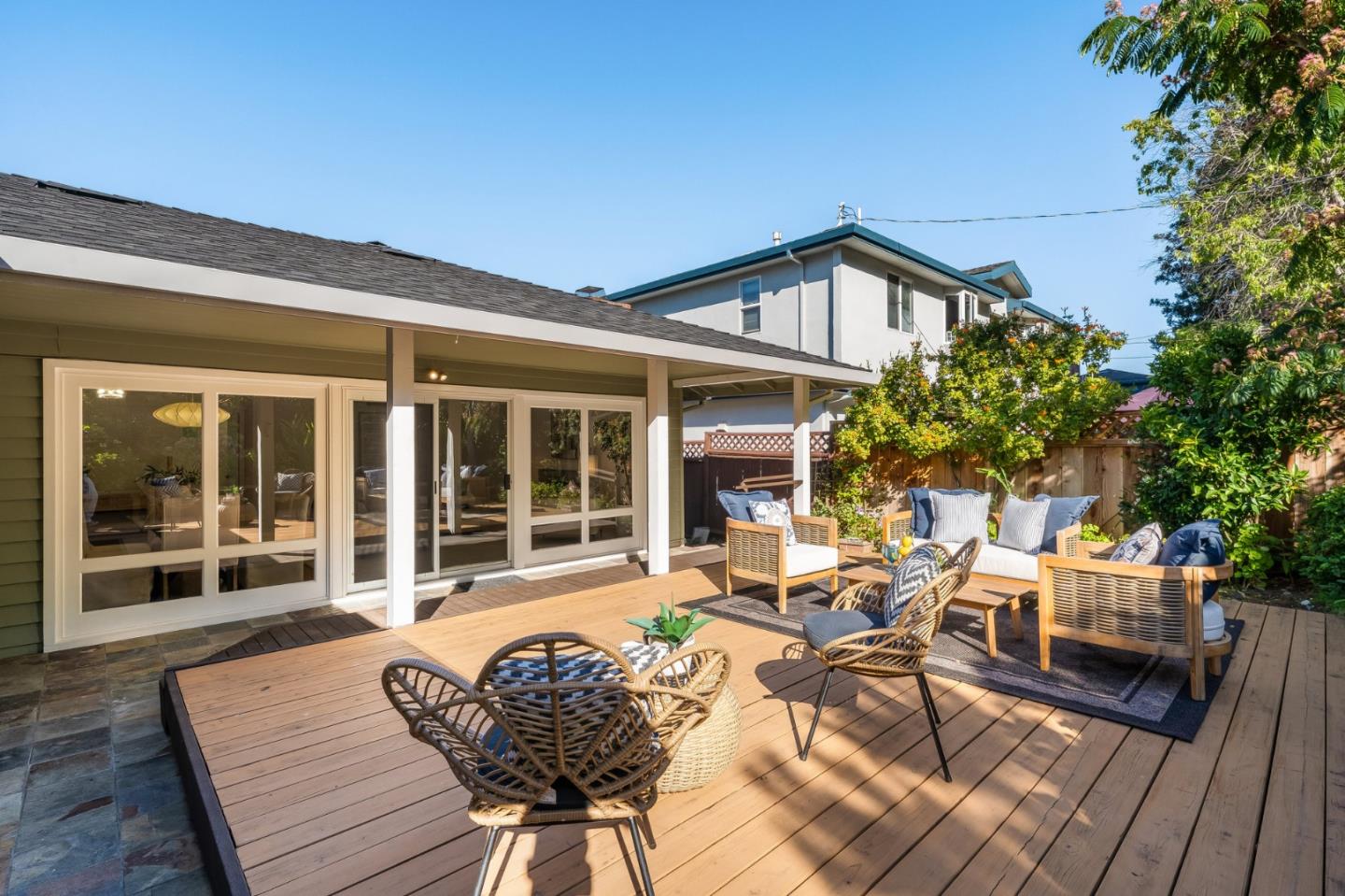 Detail Gallery Image 31 of 42 For 2704 Sunset Ter, San Mateo,  CA 94403 - 4 Beds | 2 Baths