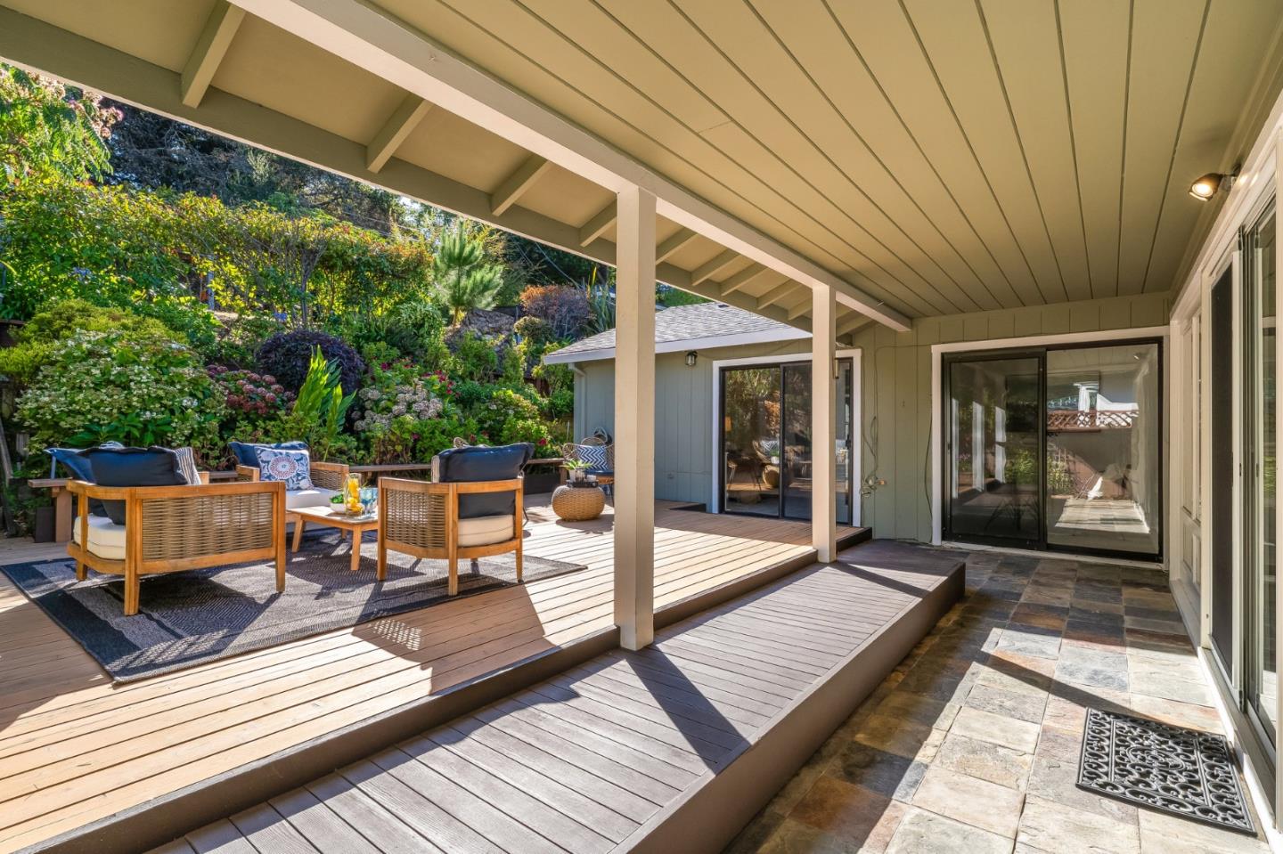 Detail Gallery Image 33 of 42 For 2704 Sunset Ter, San Mateo,  CA 94403 - 4 Beds | 2 Baths