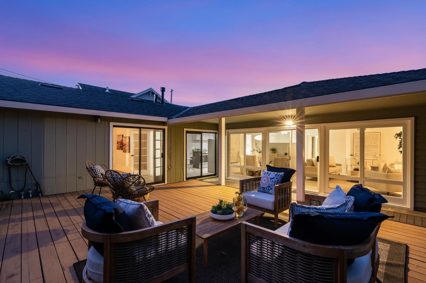 Detail Gallery Image 40 of 42 For 2704 Sunset Ter, San Mateo,  CA 94403 - 4 Beds | 2 Baths
