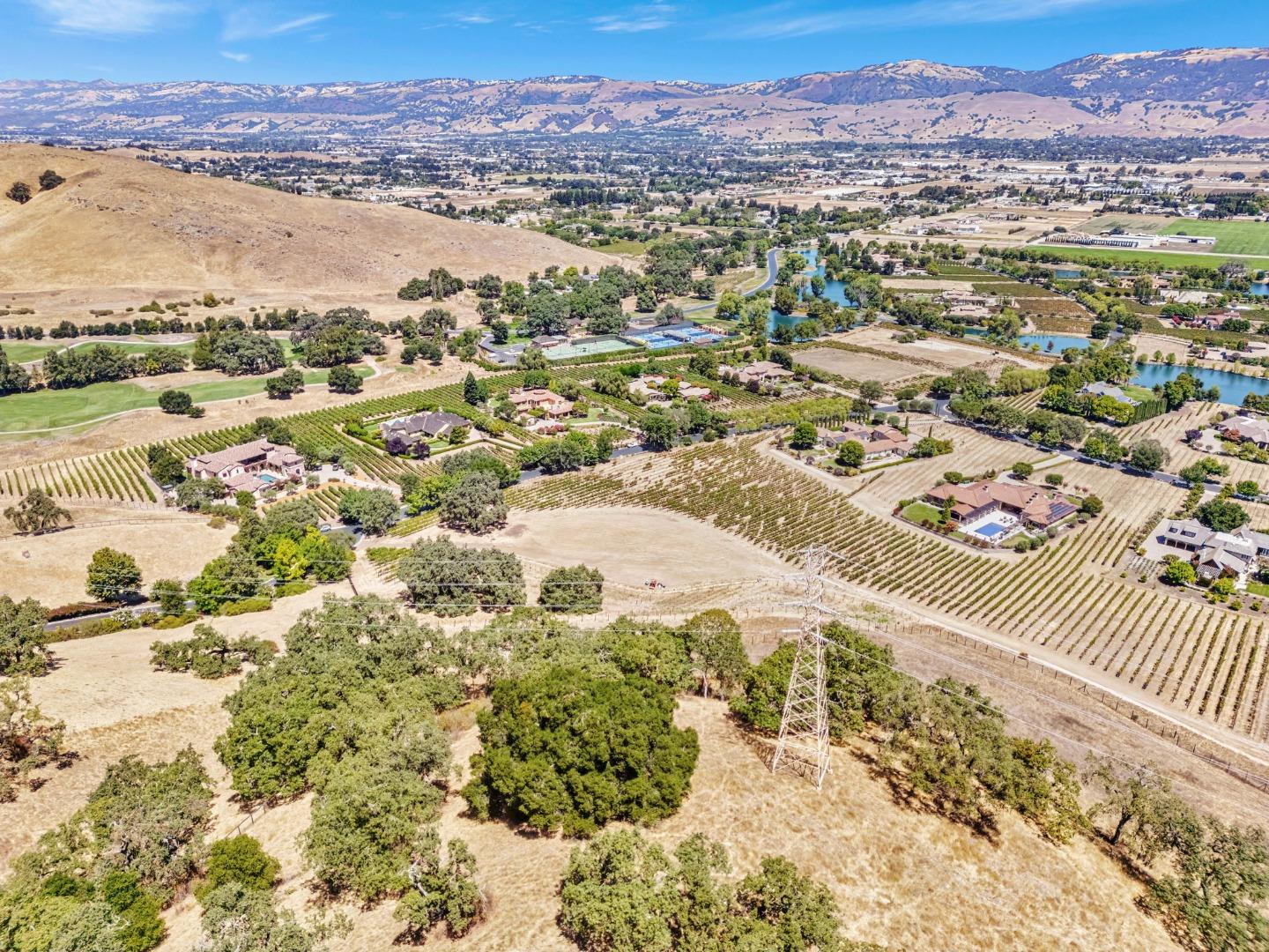 Detail Gallery Image 12 of 21 For 1322 Lions Peak Ln, San Martin,  CA 95046 - – Beds | – Baths