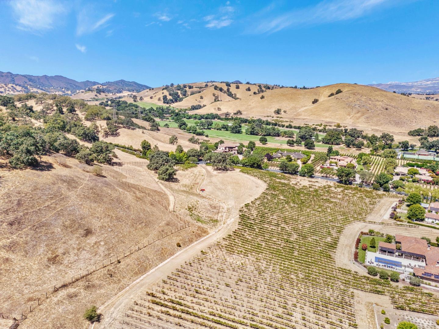 Detail Gallery Image 16 of 21 For 1322 Lions Peak Ln, San Martin,  CA 95046 - – Beds | – Baths