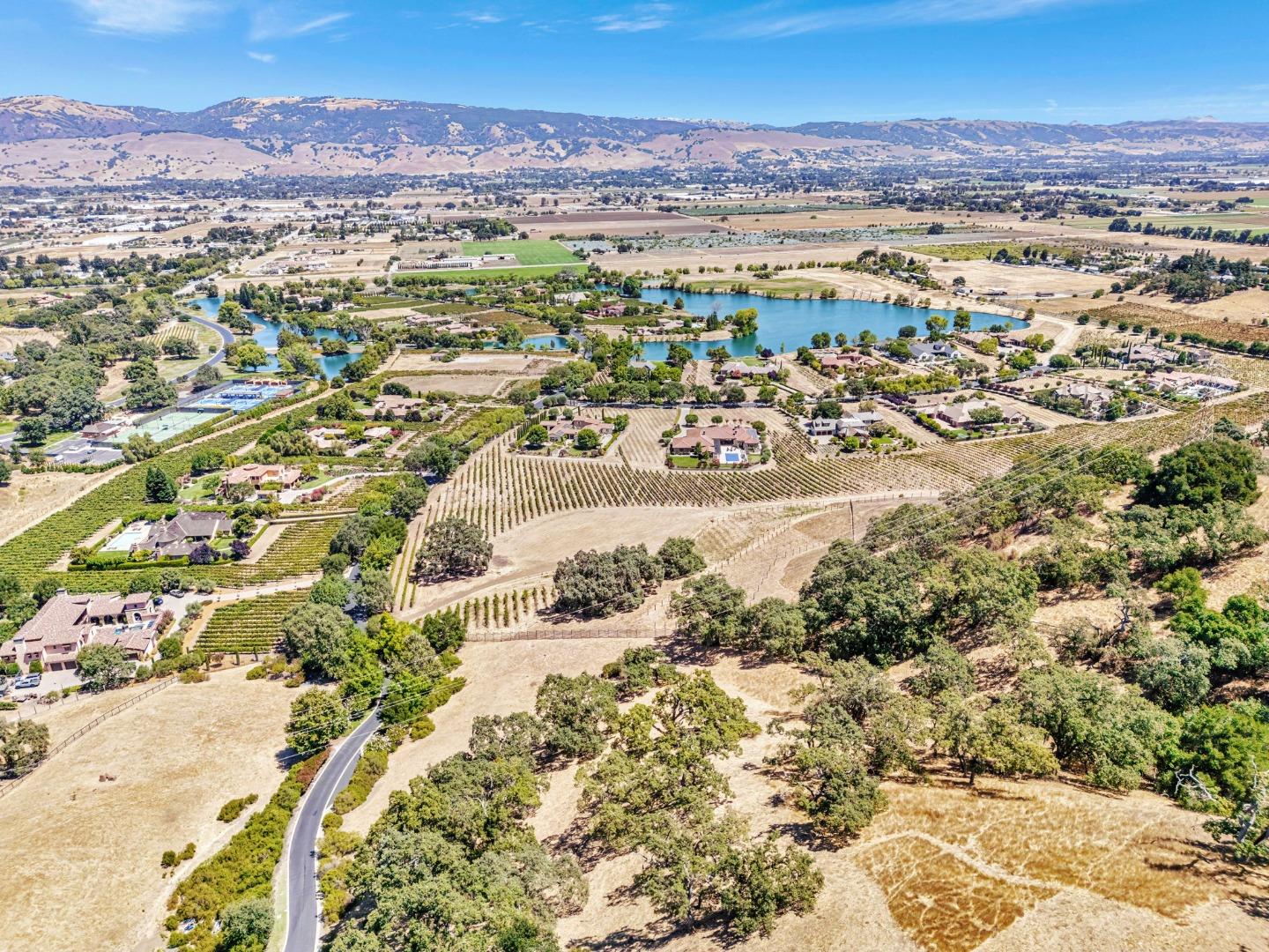 Detail Gallery Image 19 of 21 For 1322 Lions Peak Ln, San Martin,  CA 95046 - – Beds | – Baths