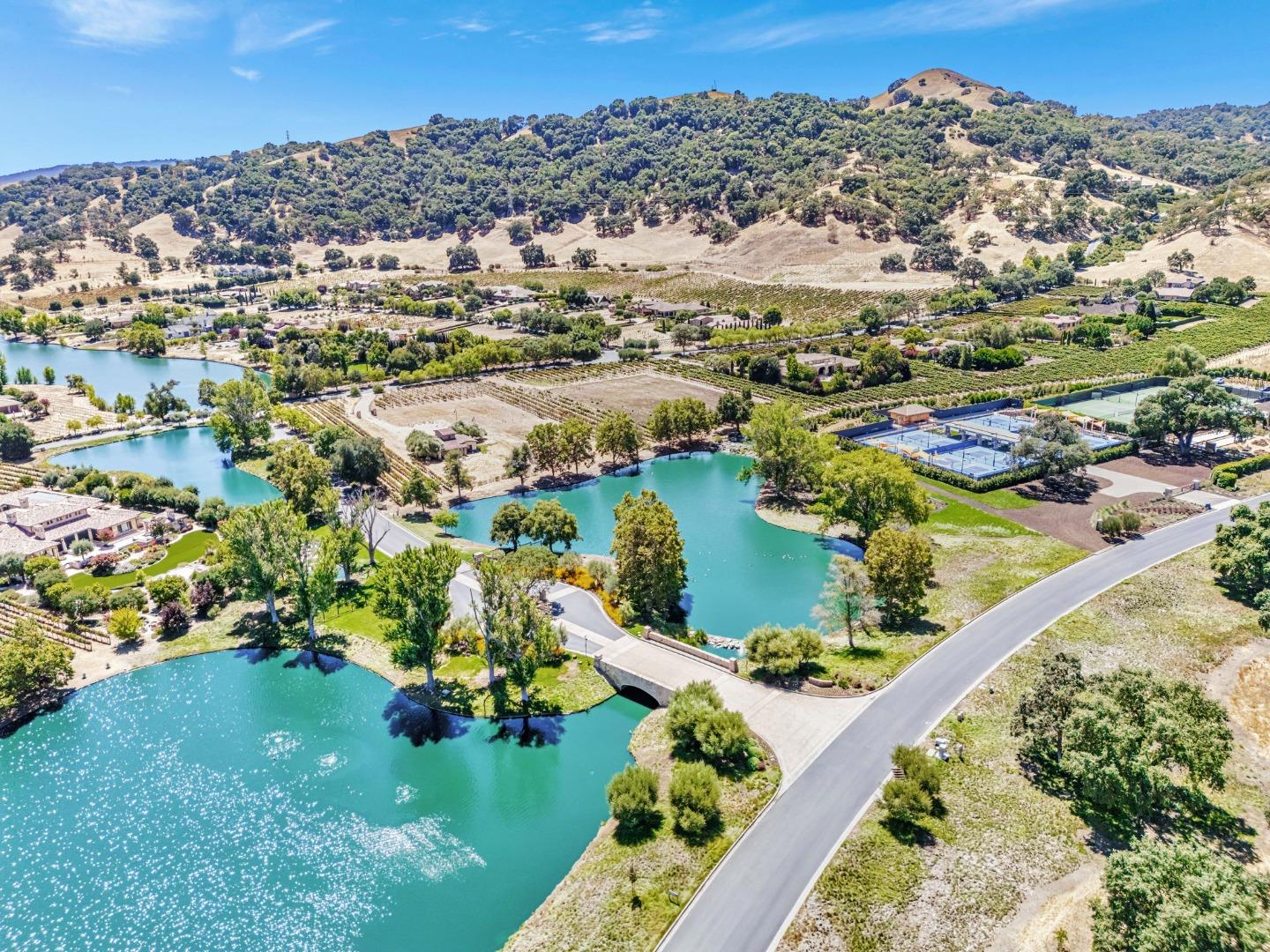 Detail Gallery Image 21 of 21 For 1322 Lions Peak Ln, San Martin,  CA 95046 - – Beds | – Baths