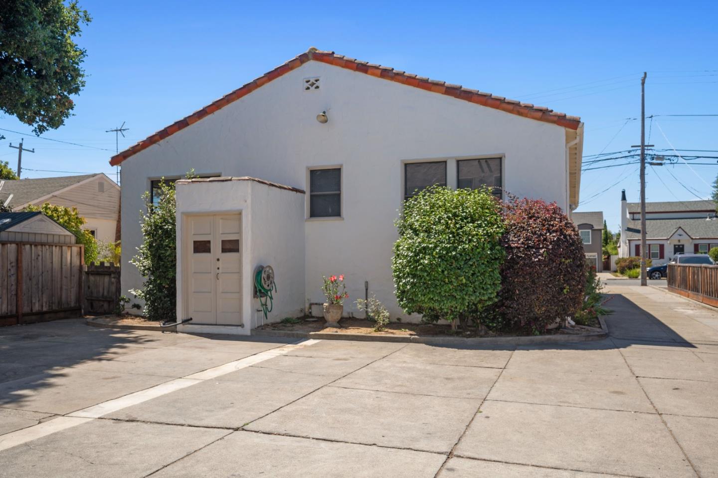Detail Gallery Image 12 of 14 For 917 S Humboldt St, San Mateo,  CA 94402 - 3 Beds | 1/1 Baths