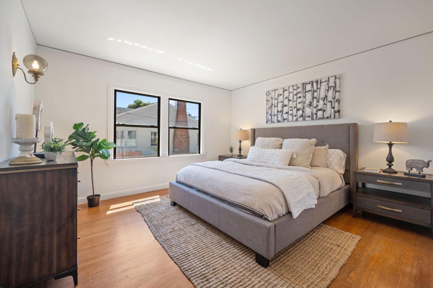 Detail Gallery Image 9 of 14 For 917 S Humboldt St, San Mateo,  CA 94402 - 3 Beds | 1/1 Baths