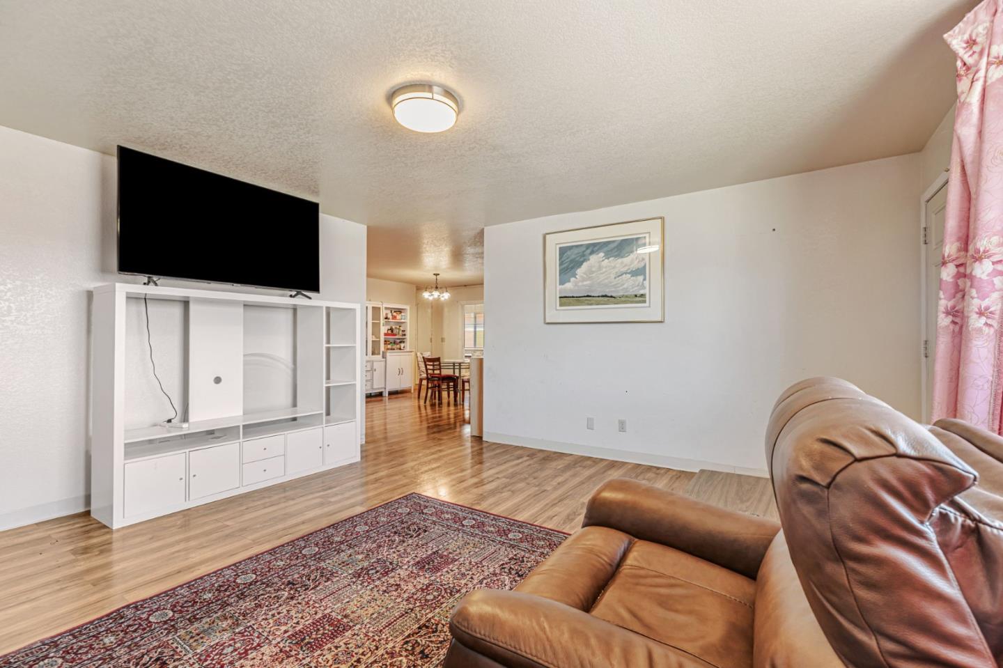 Detail Gallery Image 9 of 42 For 10997 Seymour St, Castroville,  CA 95012 - 4 Beds | 2 Baths