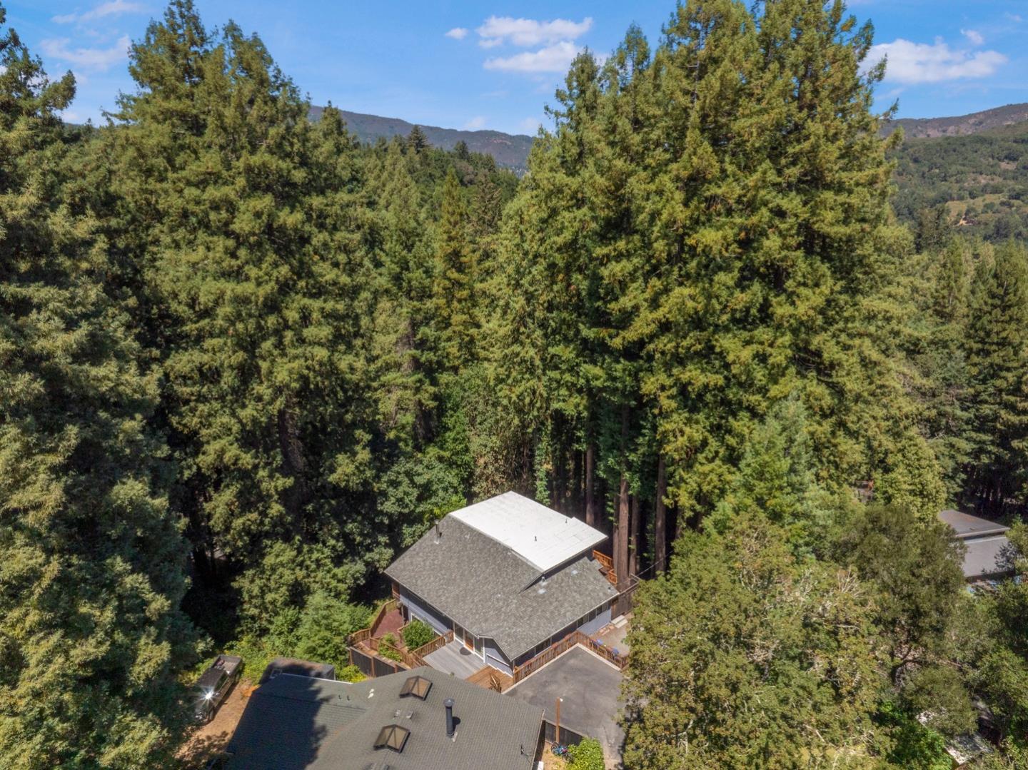 Detail Gallery Image 35 of 40 For 17855 Kiowa Trl, Los Gatos,  CA 95033 - 5 Beds | 3 Baths