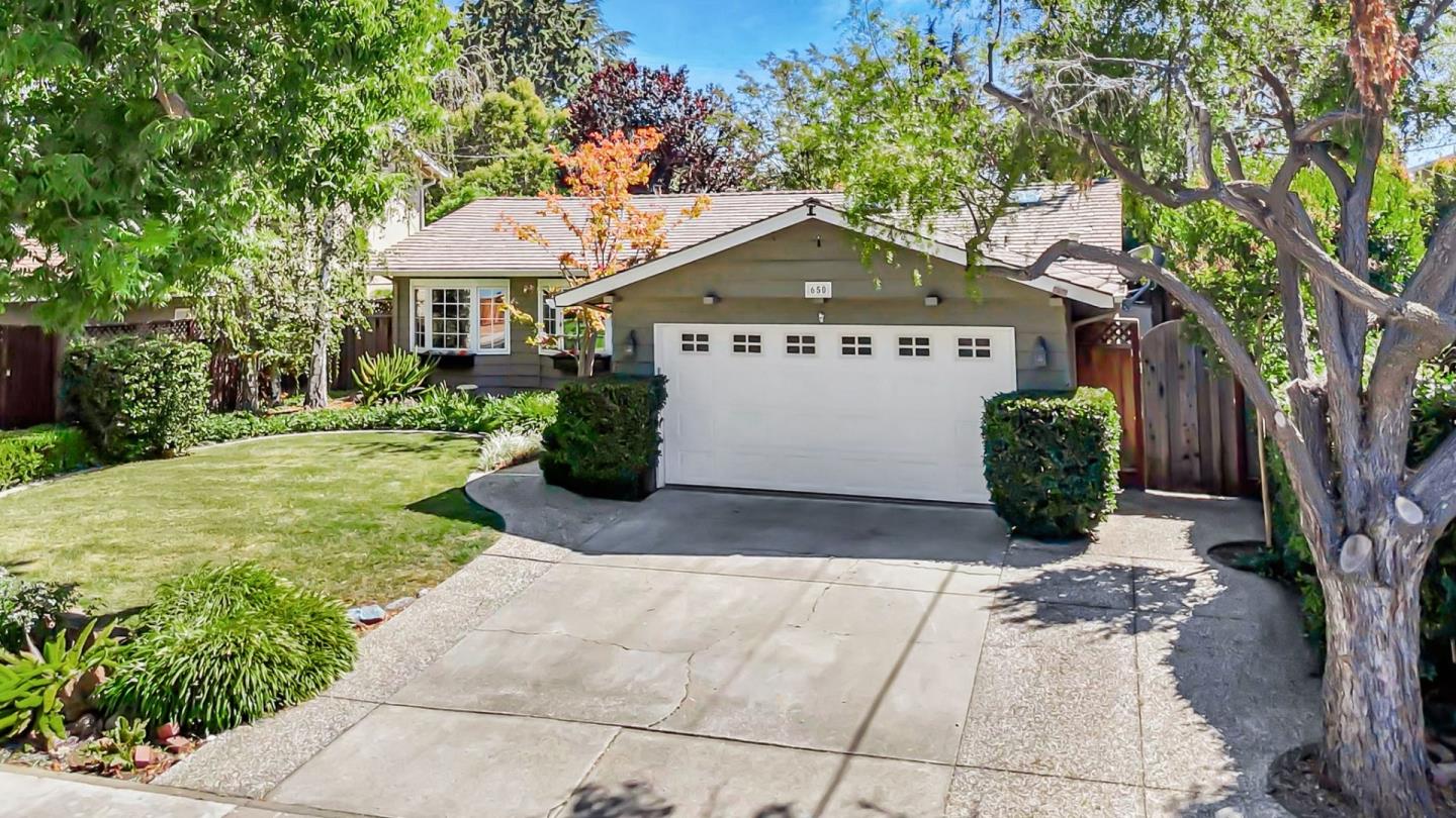 Detail Gallery Image 2 of 43 For 650 Hyde Park, Sunnyvale,  CA 94087 - 3 Beds | 2 Baths