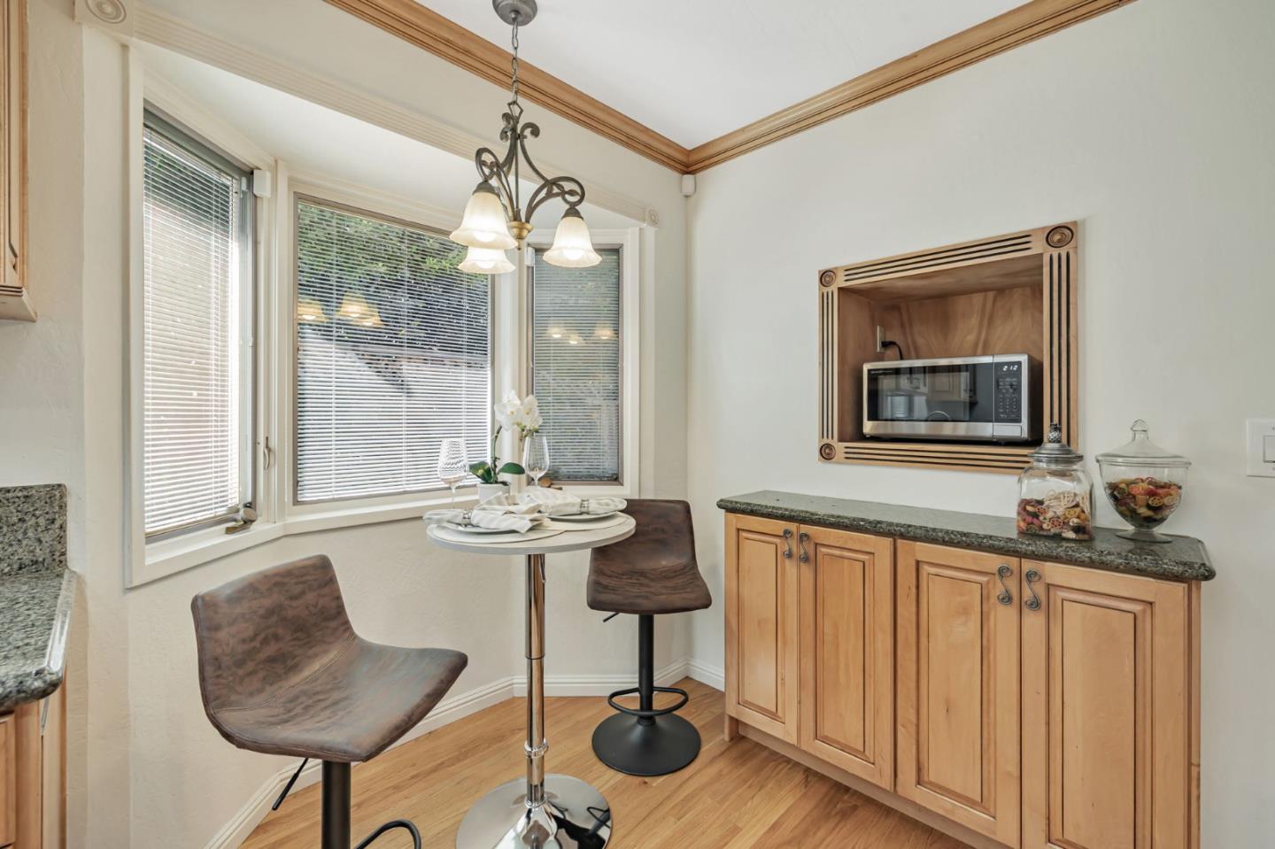 Detail Gallery Image 26 of 43 For 650 Hyde Park, Sunnyvale,  CA 94087 - 3 Beds | 2 Baths