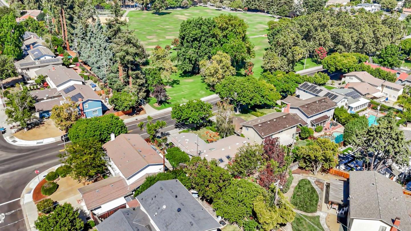 Detail Gallery Image 41 of 43 For 650 Hyde Park, Sunnyvale,  CA 94087 - 3 Beds | 2 Baths