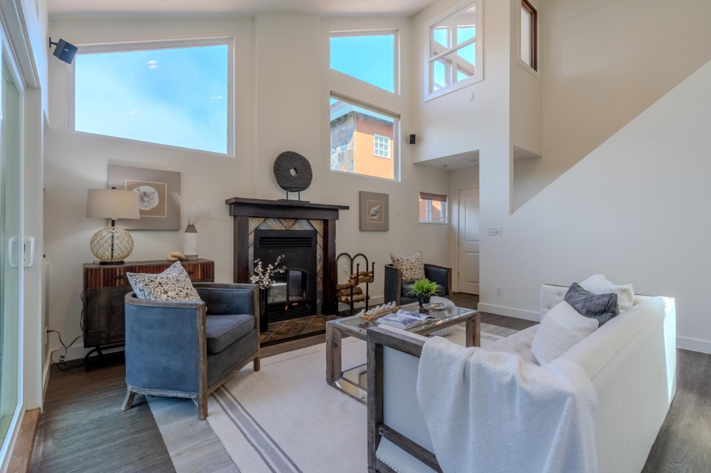 Detail Gallery Image 25 of 67 For 647 Canyon Dr, Pacifica,  CA 94044 - 4 Beds | 3 Baths