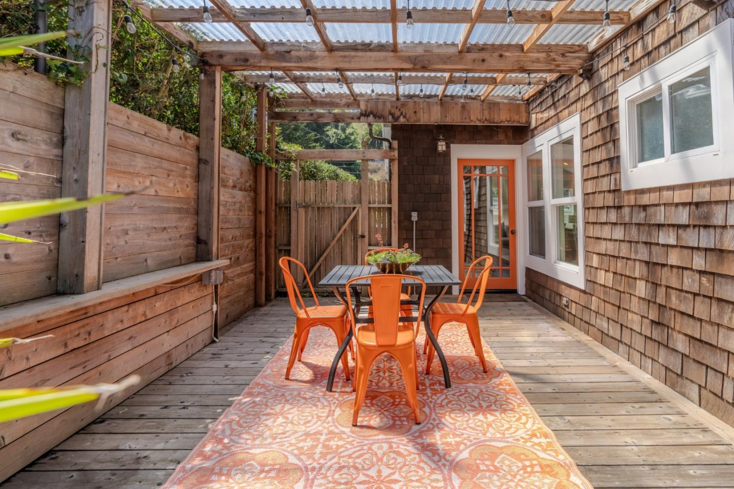 Detail Gallery Image 50 of 67 For 647 Canyon Dr, Pacifica,  CA 94044 - 4 Beds | 3 Baths