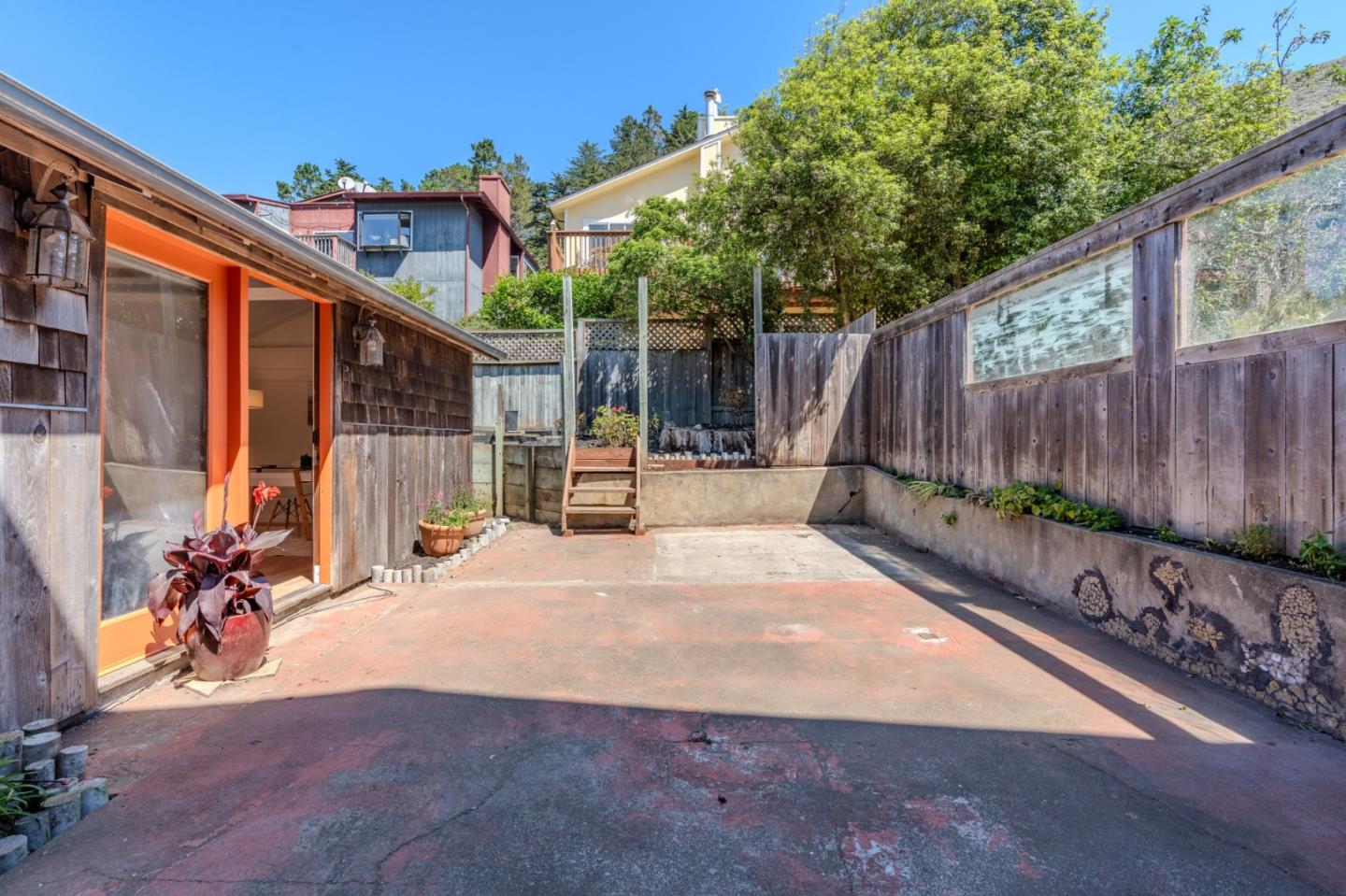 Detail Gallery Image 55 of 67 For 647 Canyon Dr, Pacifica,  CA 94044 - 4 Beds | 3 Baths