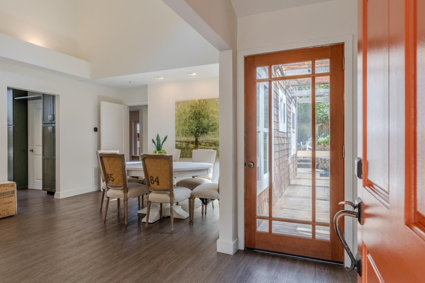 Detail Gallery Image 6 of 67 For 647 Canyon Dr, Pacifica,  CA 94044 - 4 Beds | 3 Baths