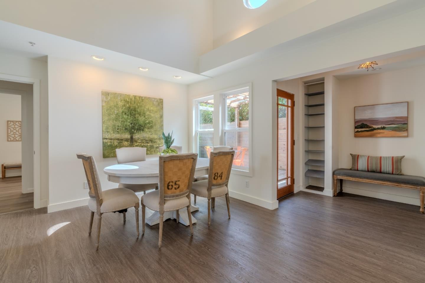 Detail Gallery Image 9 of 67 For 647 Canyon Dr, Pacifica,  CA 94044 - 4 Beds | 3 Baths