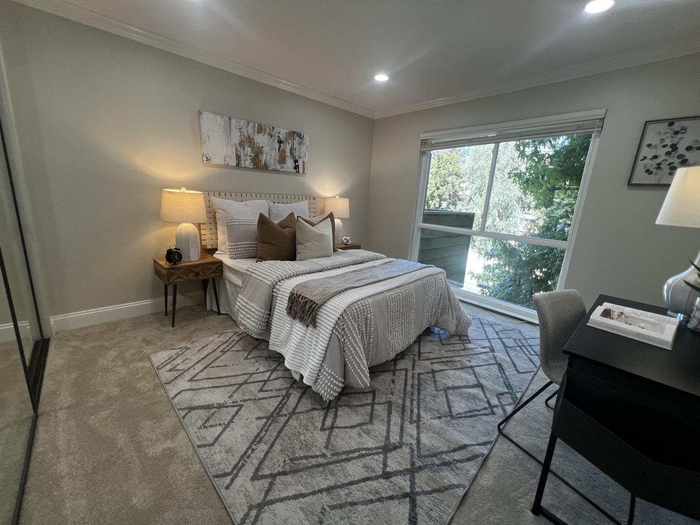 Detail Gallery Image 12 of 23 For 1031 Crestview Dr #206,  Mountain View,  CA 94040 - 2 Beds | 2 Baths
