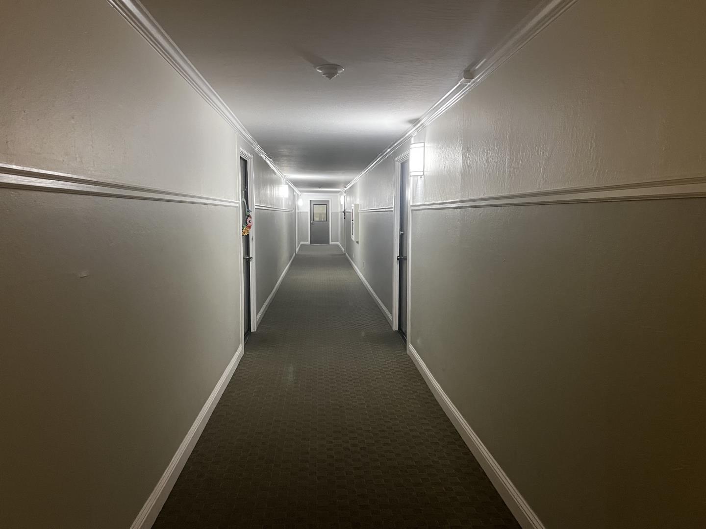 Detail Gallery Image 15 of 23 For 1031 Crestview Dr #206,  Mountain View,  CA 94040 - 2 Beds | 2 Baths