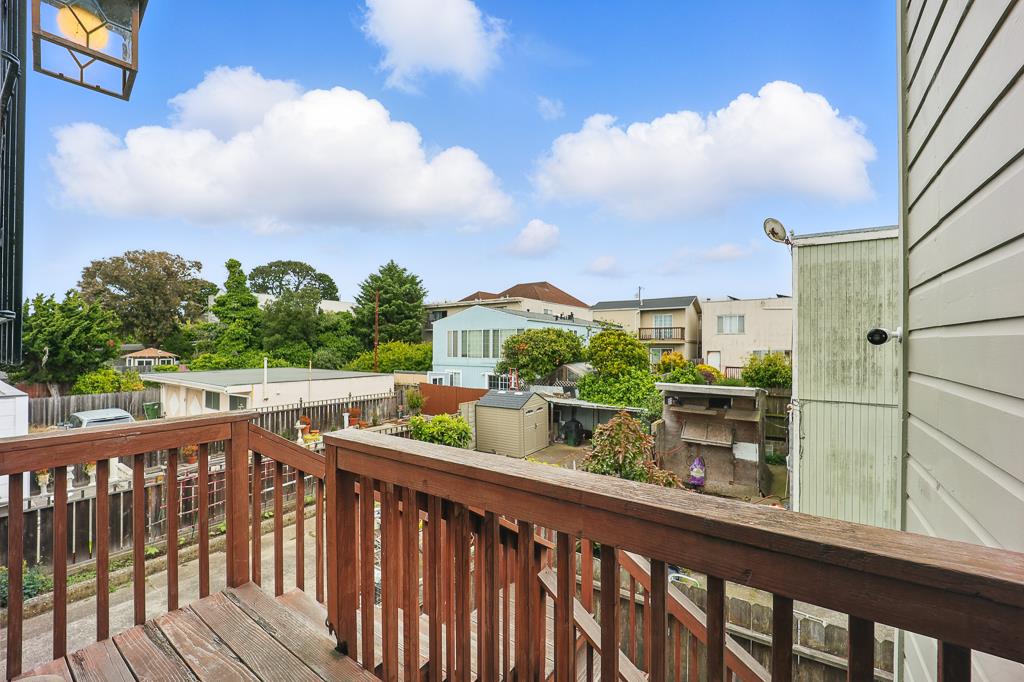 Detail Gallery Image 21 of 50 For 138 W Market St, Daly City,  CA 94014 - 3 Beds | 1 Baths