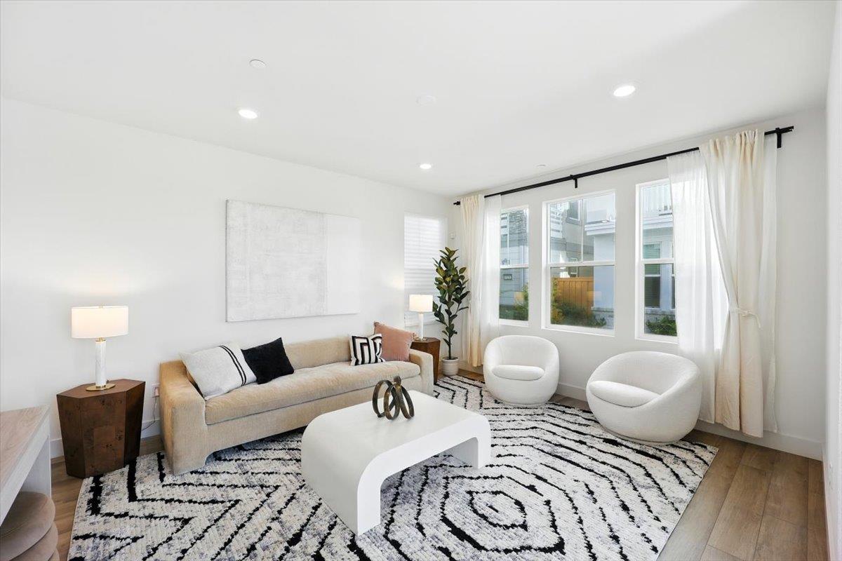 Detail Gallery Image 11 of 67 For 37256 Sand Bar Pl, Newark,  CA 94560 - 4 Beds | 3/1 Baths