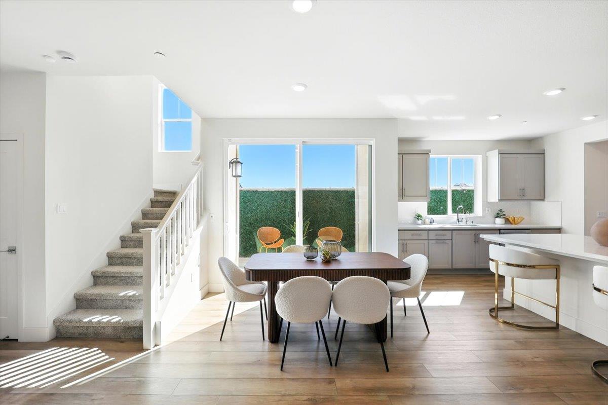 Detail Gallery Image 13 of 67 For 37256 Sand Bar Pl, Newark,  CA 94560 - 4 Beds | 3/1 Baths