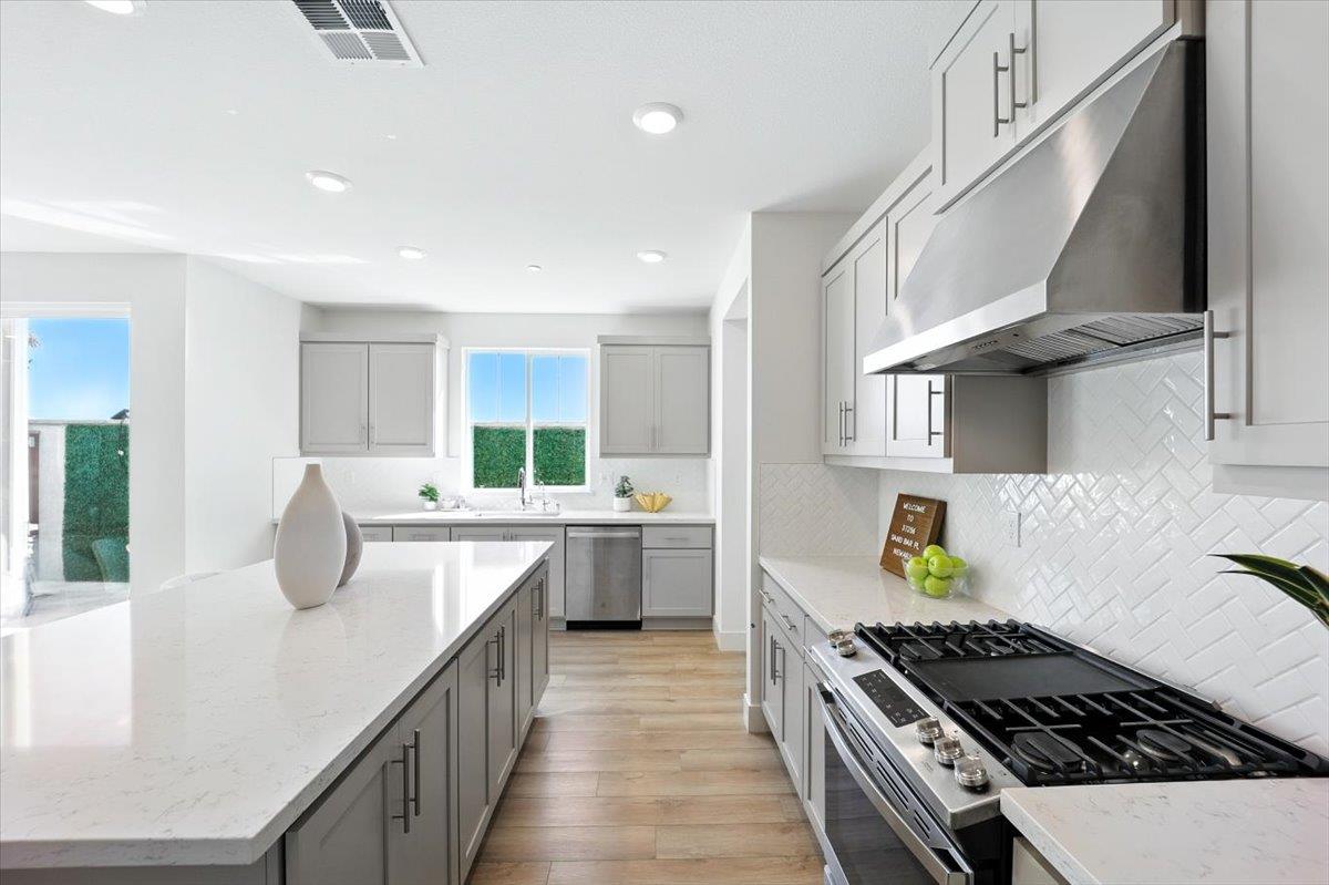 Detail Gallery Image 22 of 67 For 37256 Sand Bar Pl, Newark,  CA 94560 - 4 Beds | 3/1 Baths